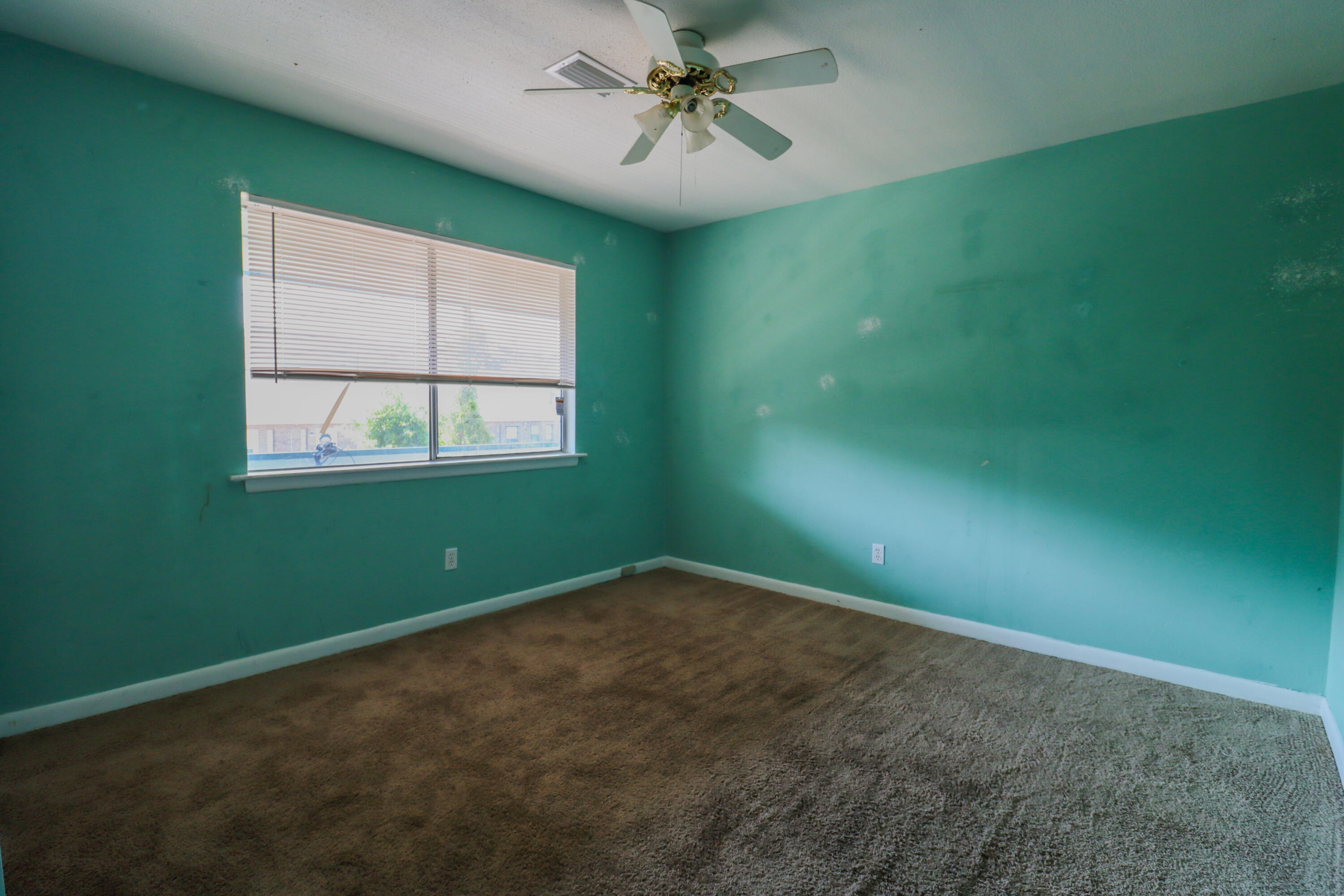 BAYVIEW WATERS CONDO - Residential