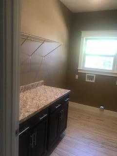 LLOYD & HETHERINGTON - Residential