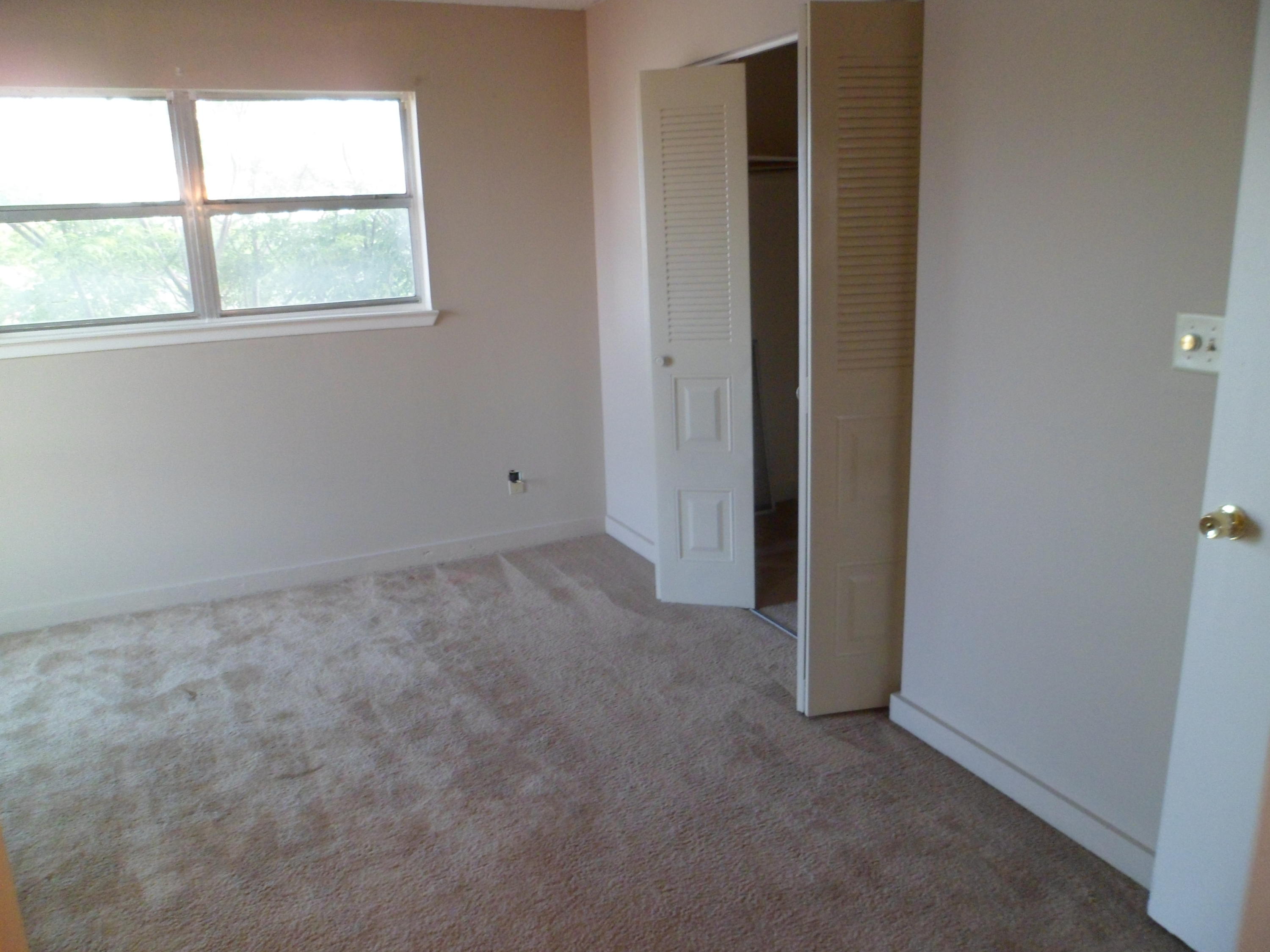 ISLAND BREEZE CONDO - Residential