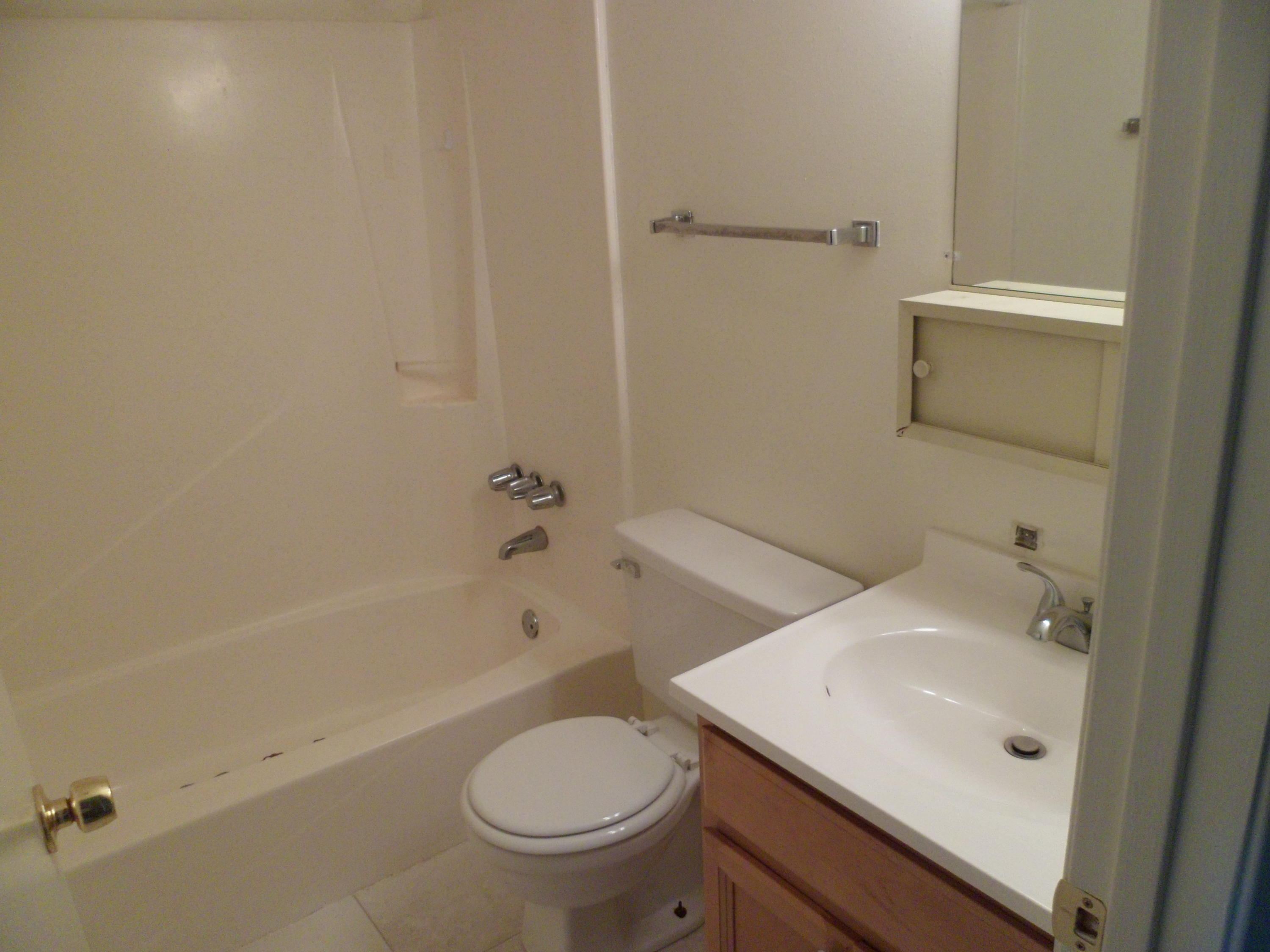 ISLAND BREEZE CONDO - Residential