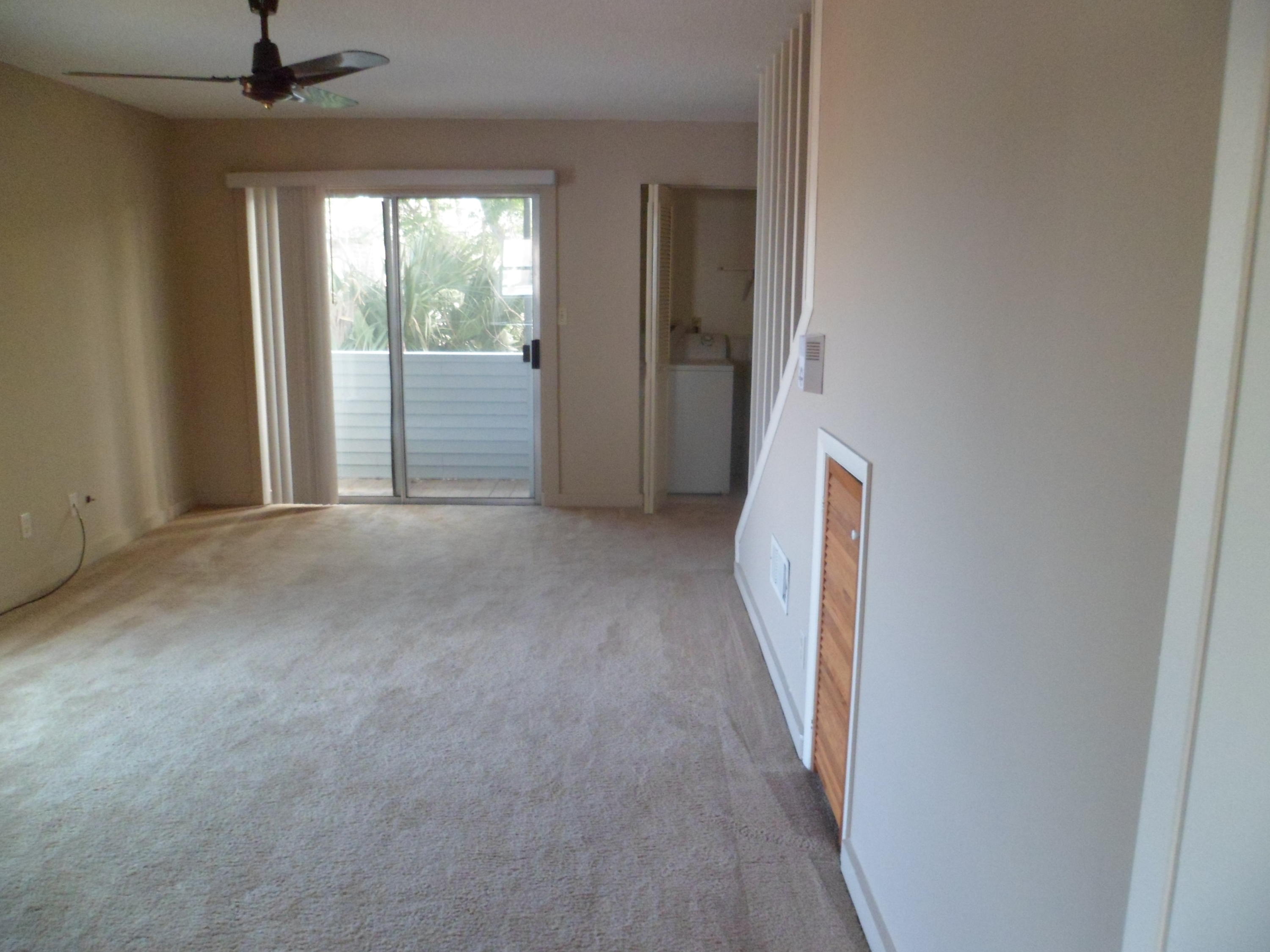 ISLAND BREEZE CONDO - Residential