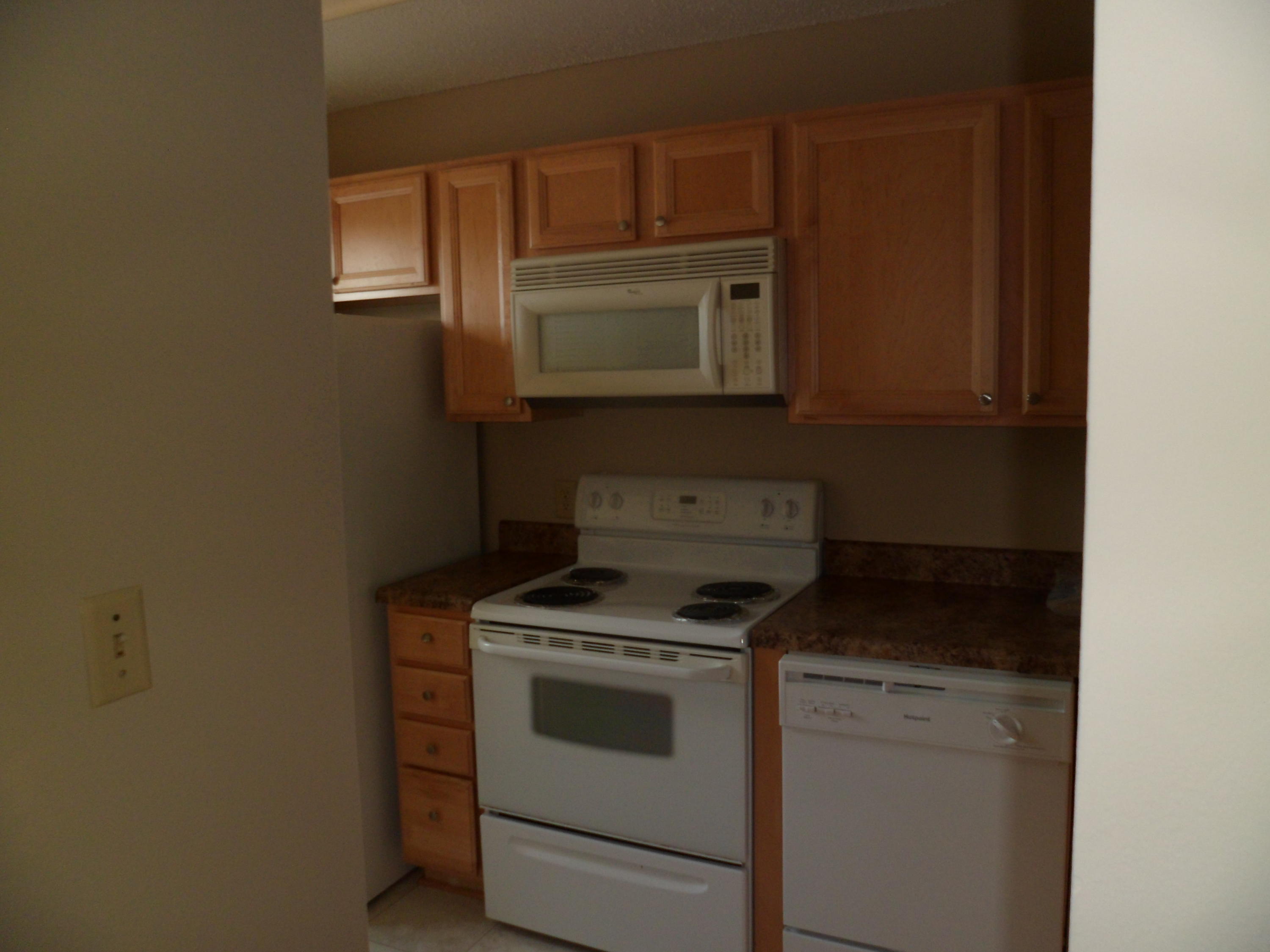 ISLAND BREEZE CONDO - Residential