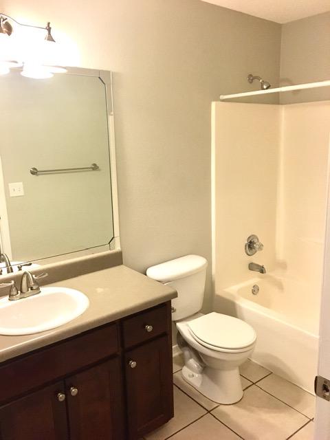 LEE FARM - Residential