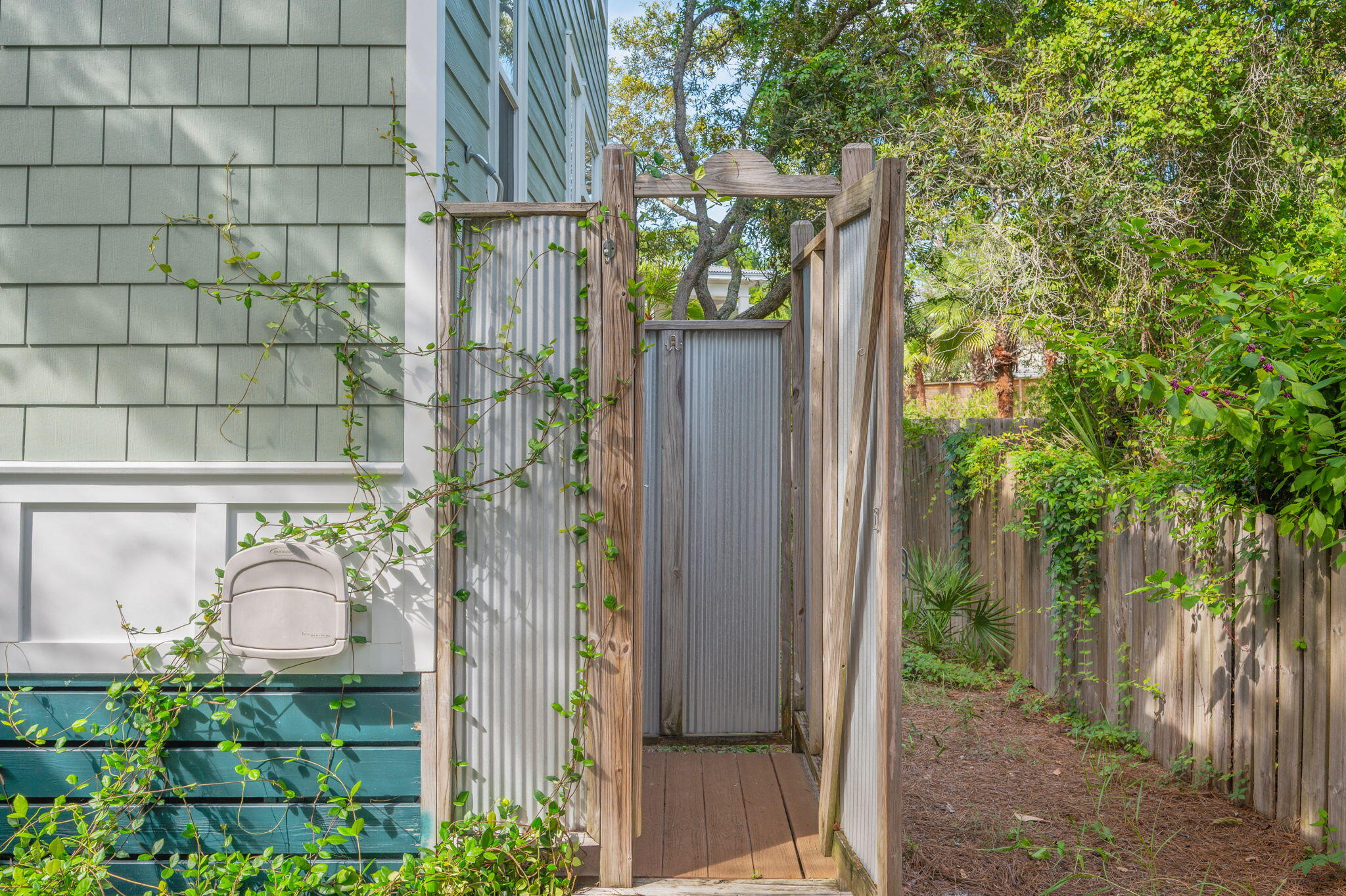 SEAGROVE 5TH ADDN - Residential
