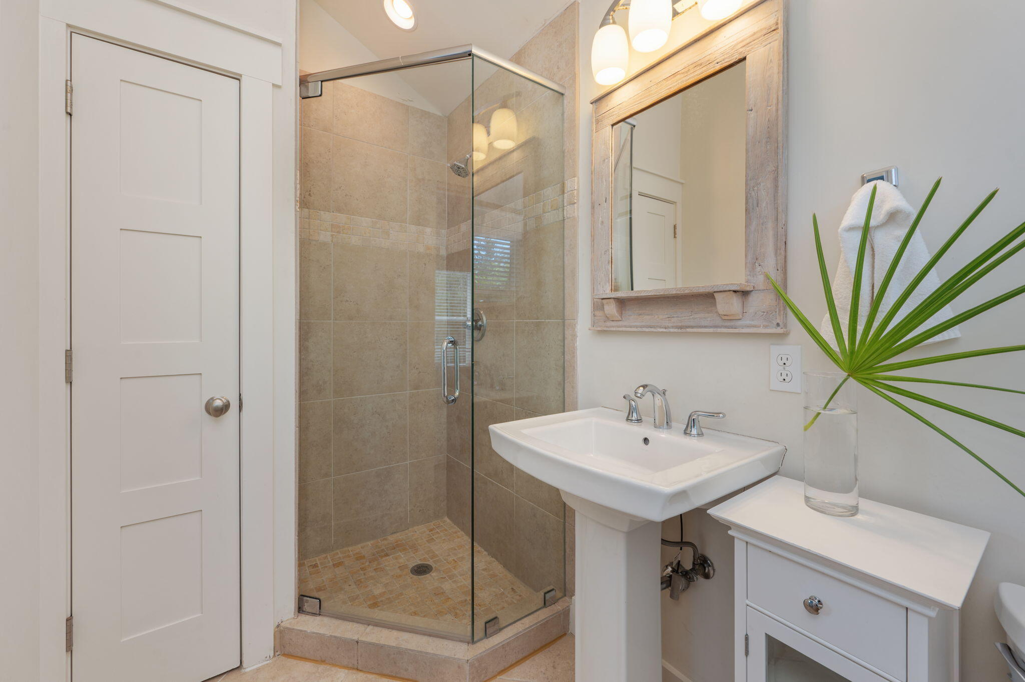 SEAGROVE 5TH ADDN - Residential