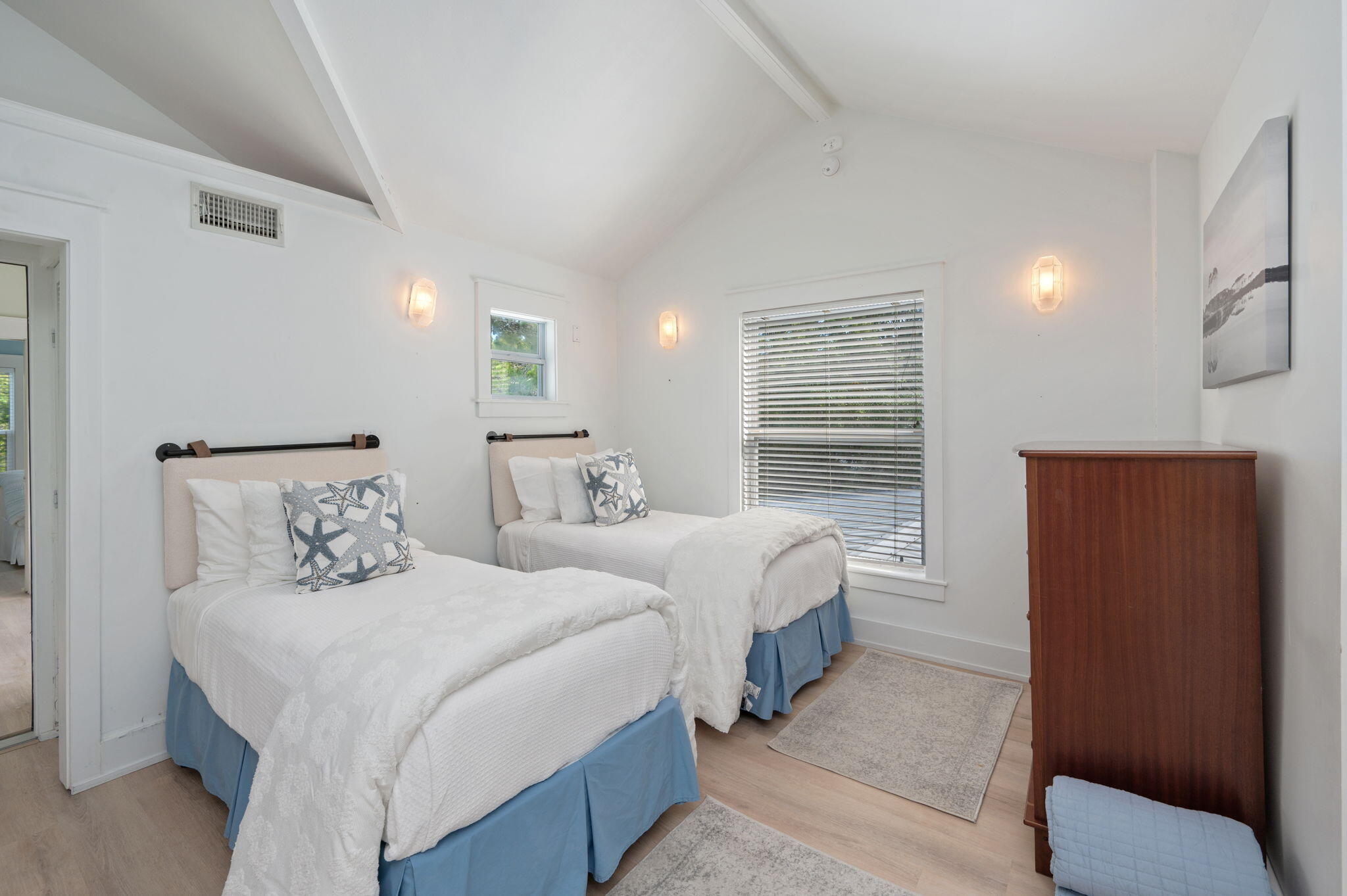 SEAGROVE 5TH ADDN - Residential