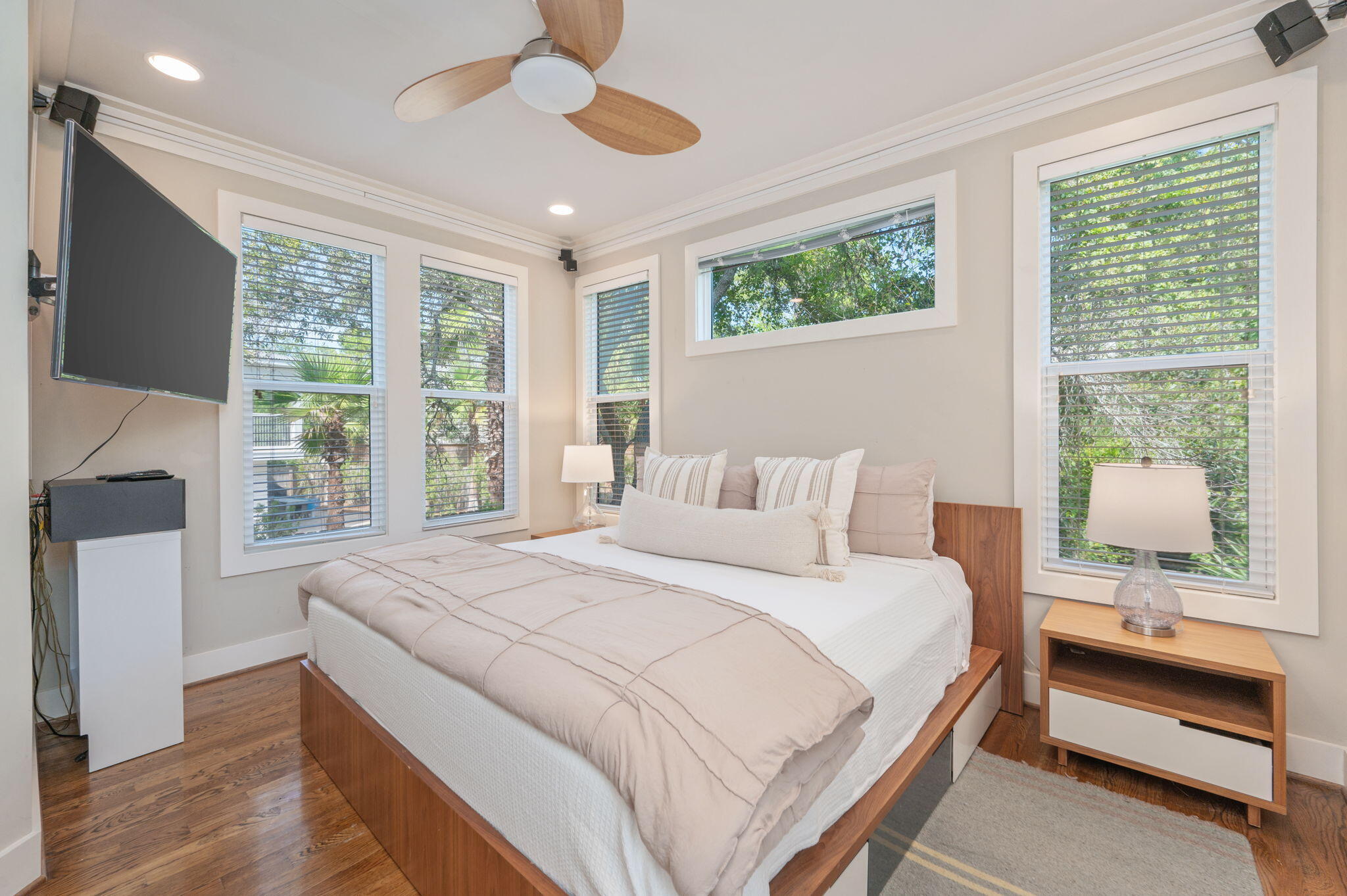 SEAGROVE 5TH ADDN - Residential