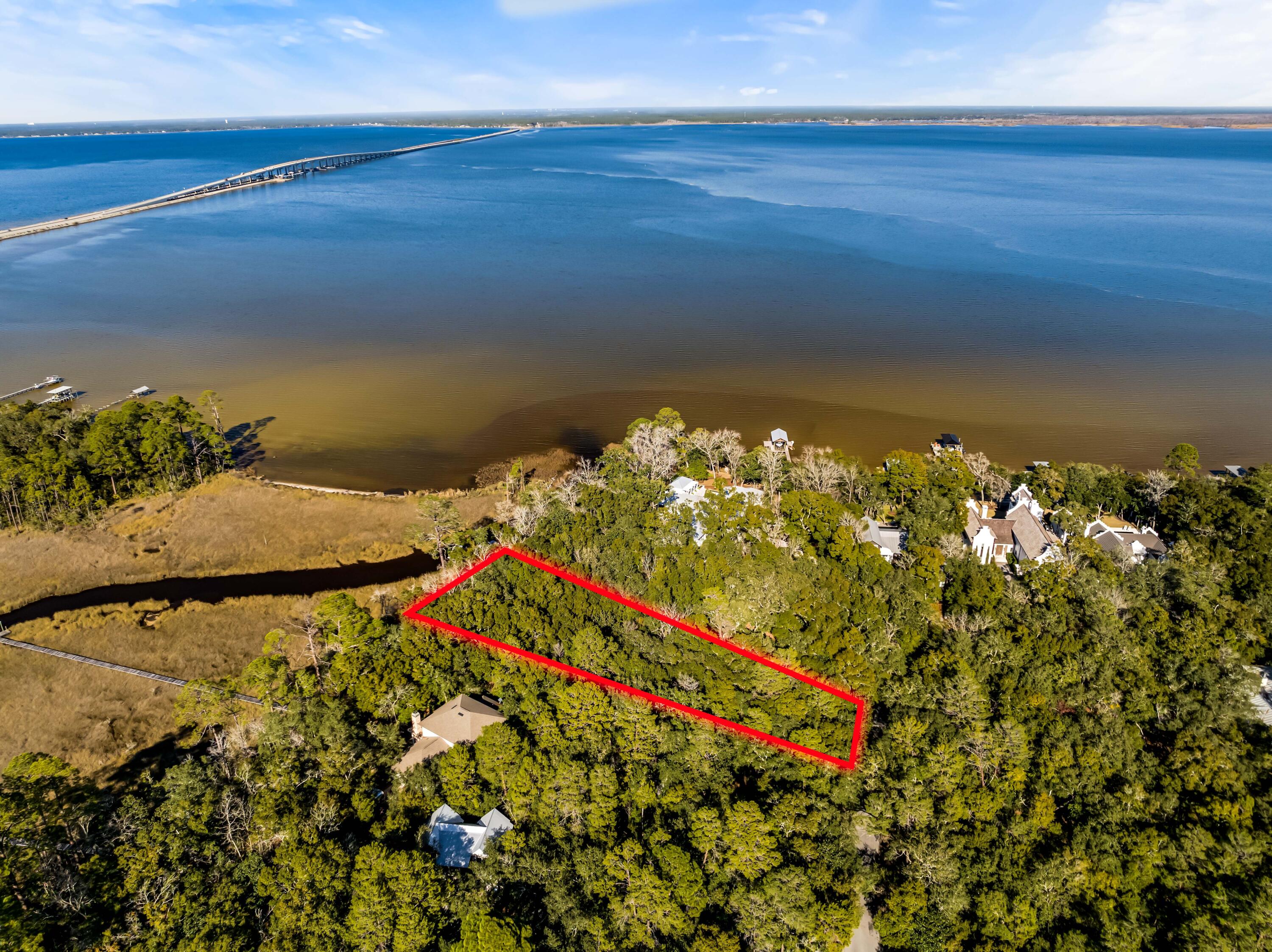 ESTUARY - Land