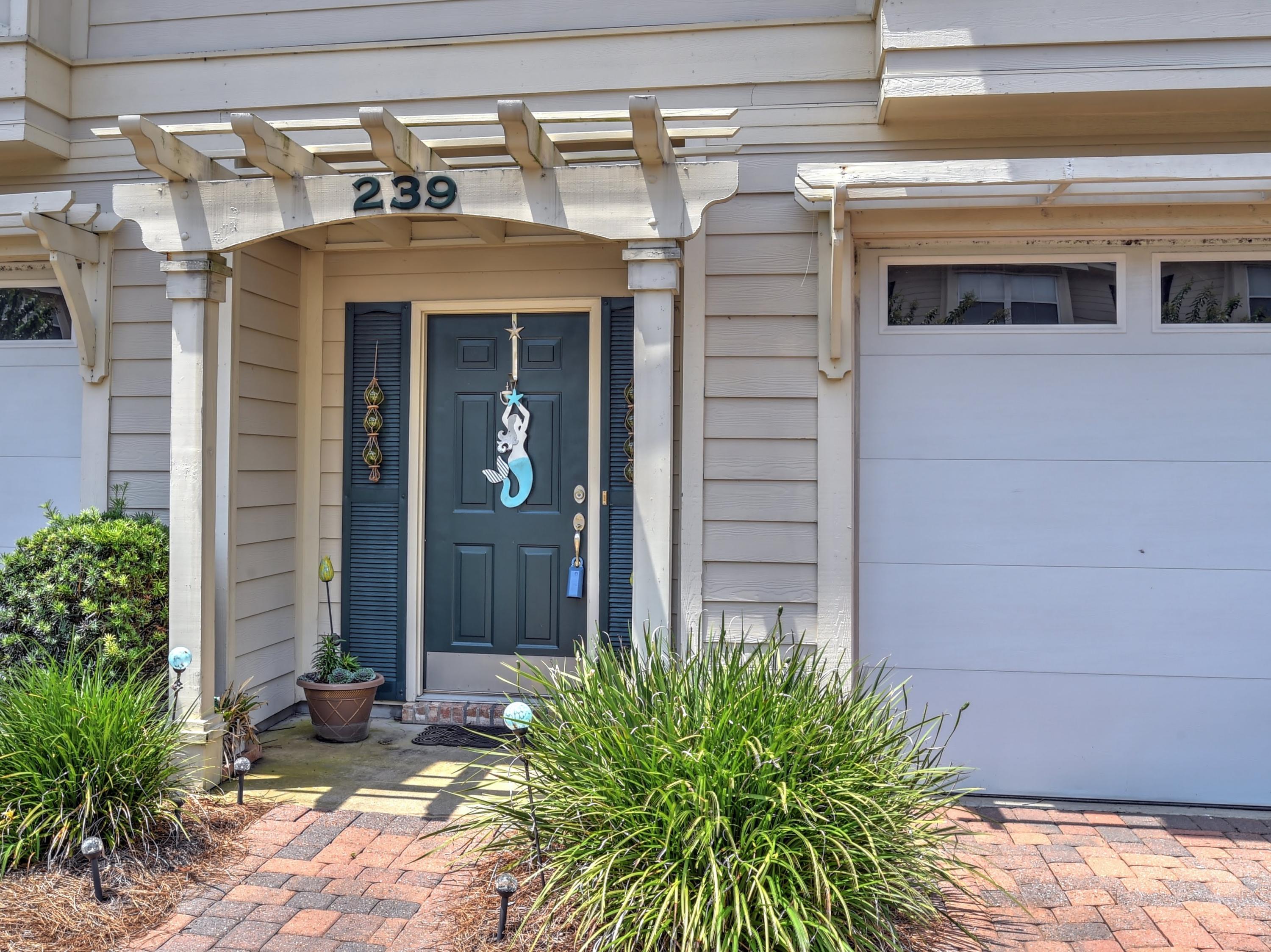 OLD BAY T/H - Residential Lease