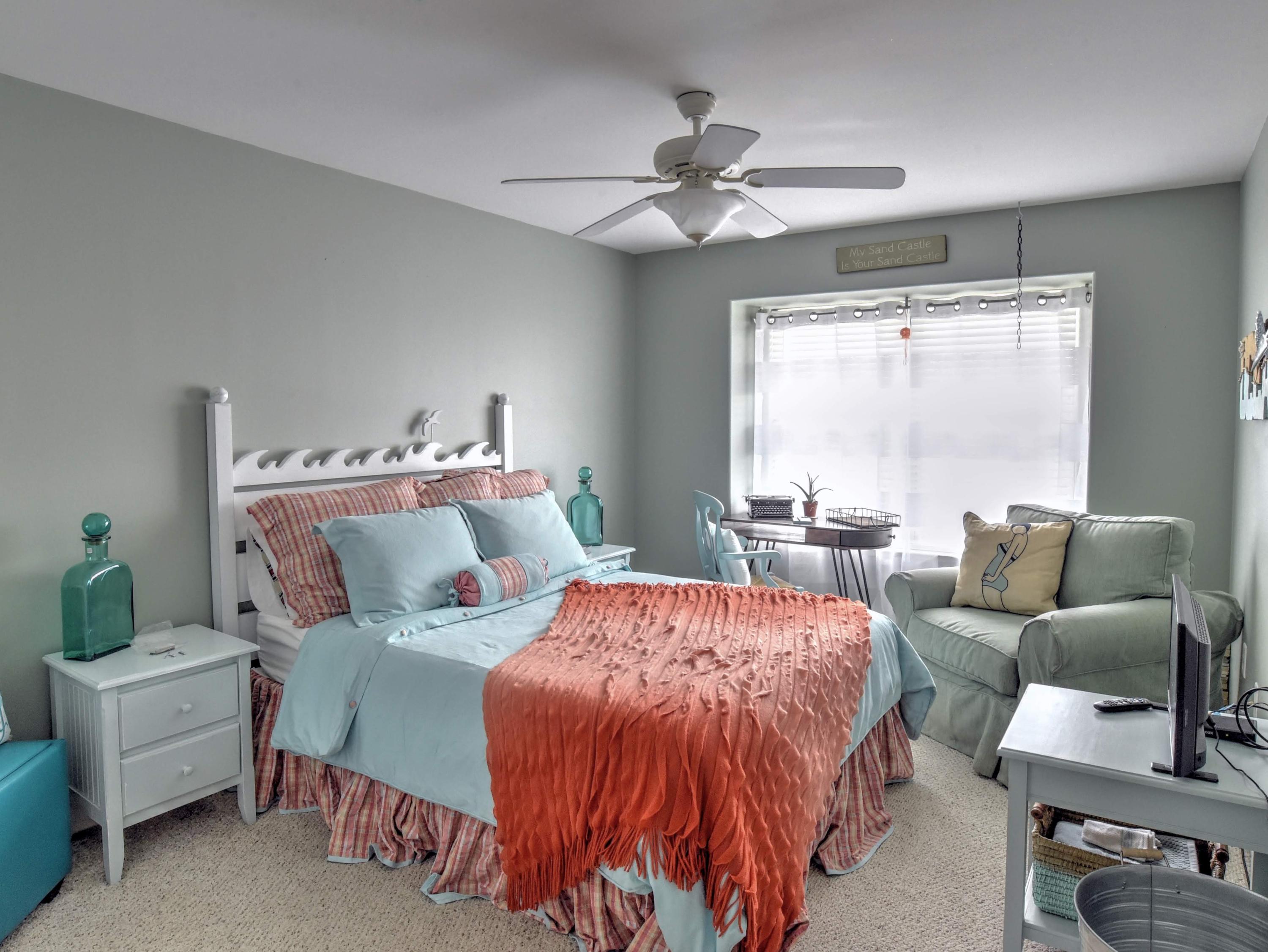 OLD BAY T/H - Residential Lease