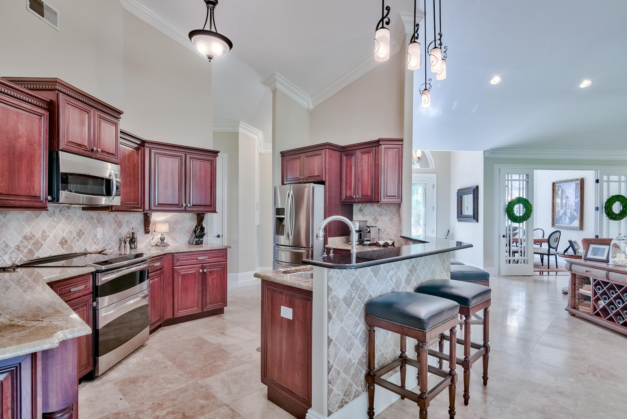 BAYTOWNE AVE EAST - Residential