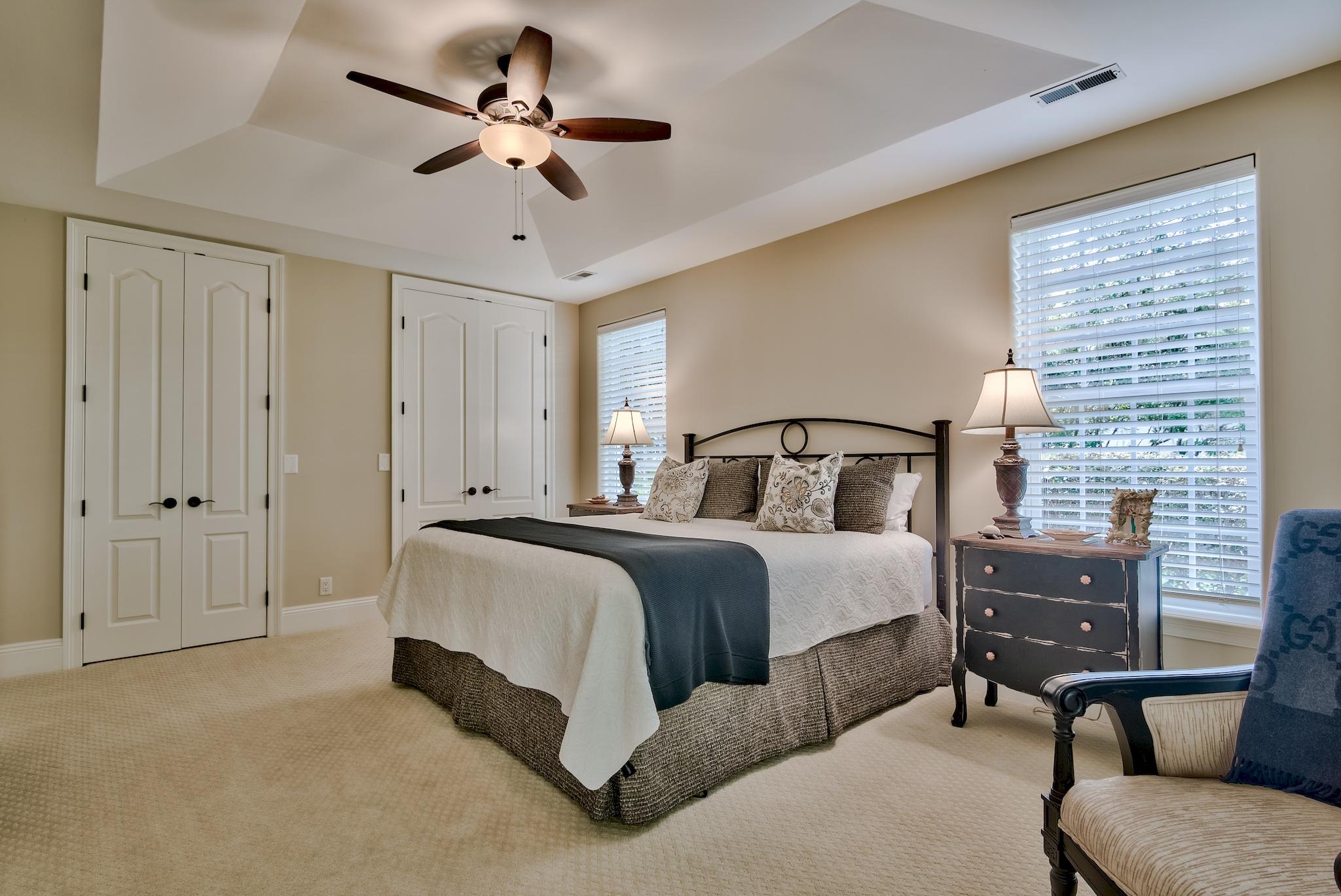 BAYTOWNE AVE EAST - Residential