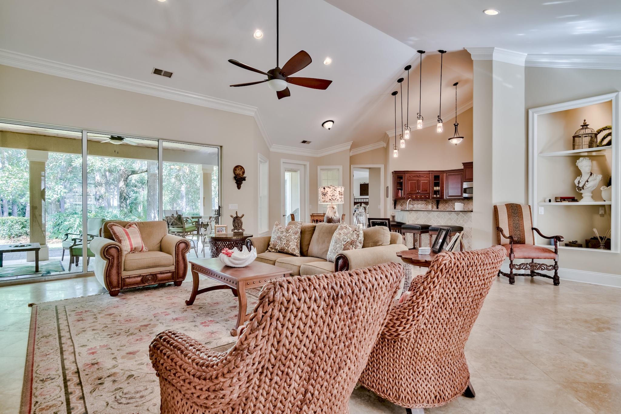 BAYTOWNE AVE EAST - Residential