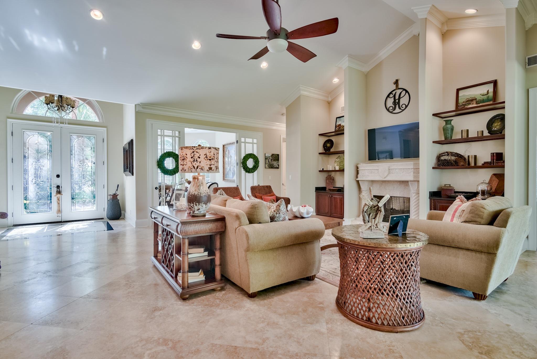 BAYTOWNE AVE EAST - Residential