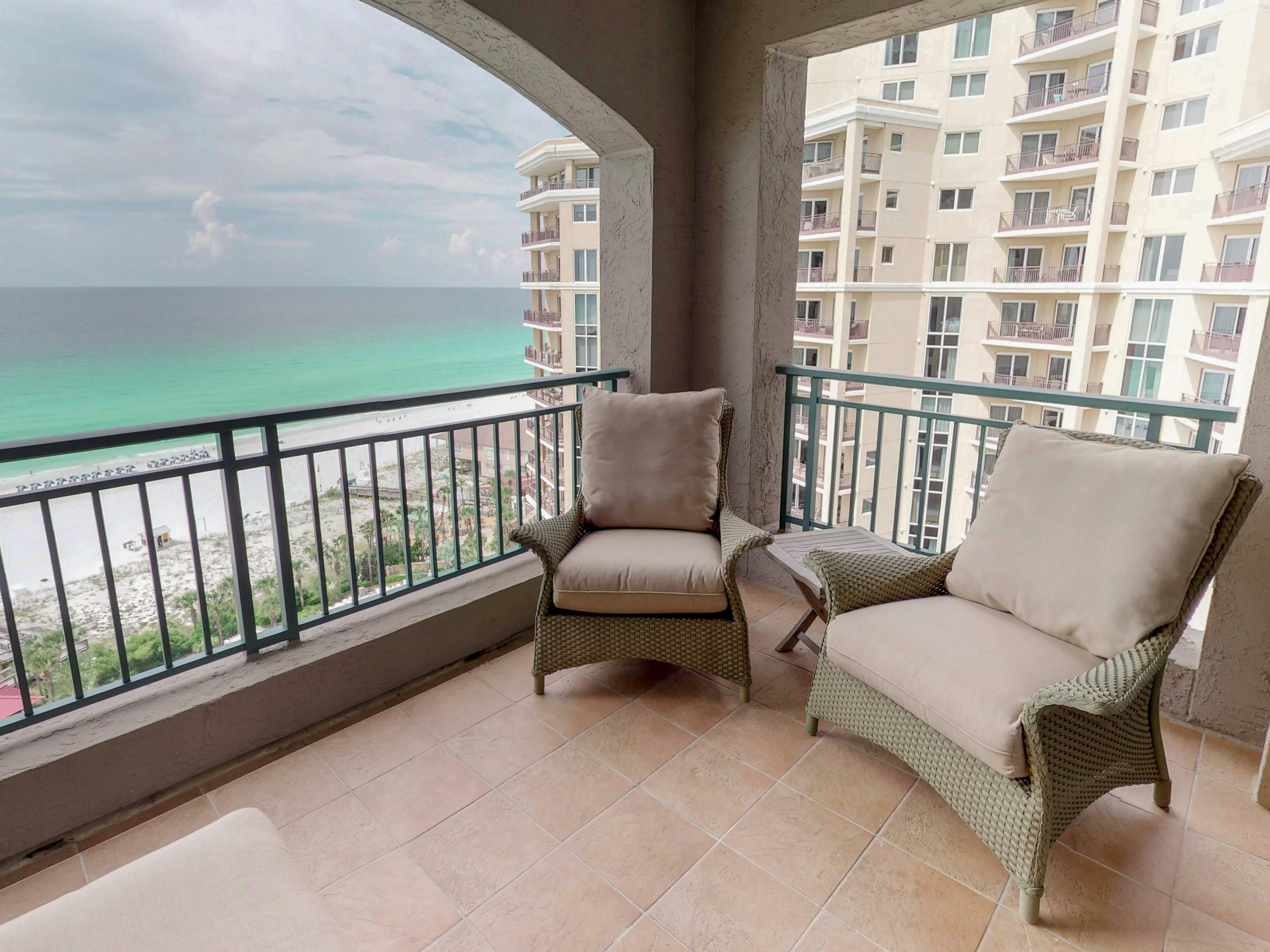 SOUTHWINDS III AT SANDESTIN - Residential