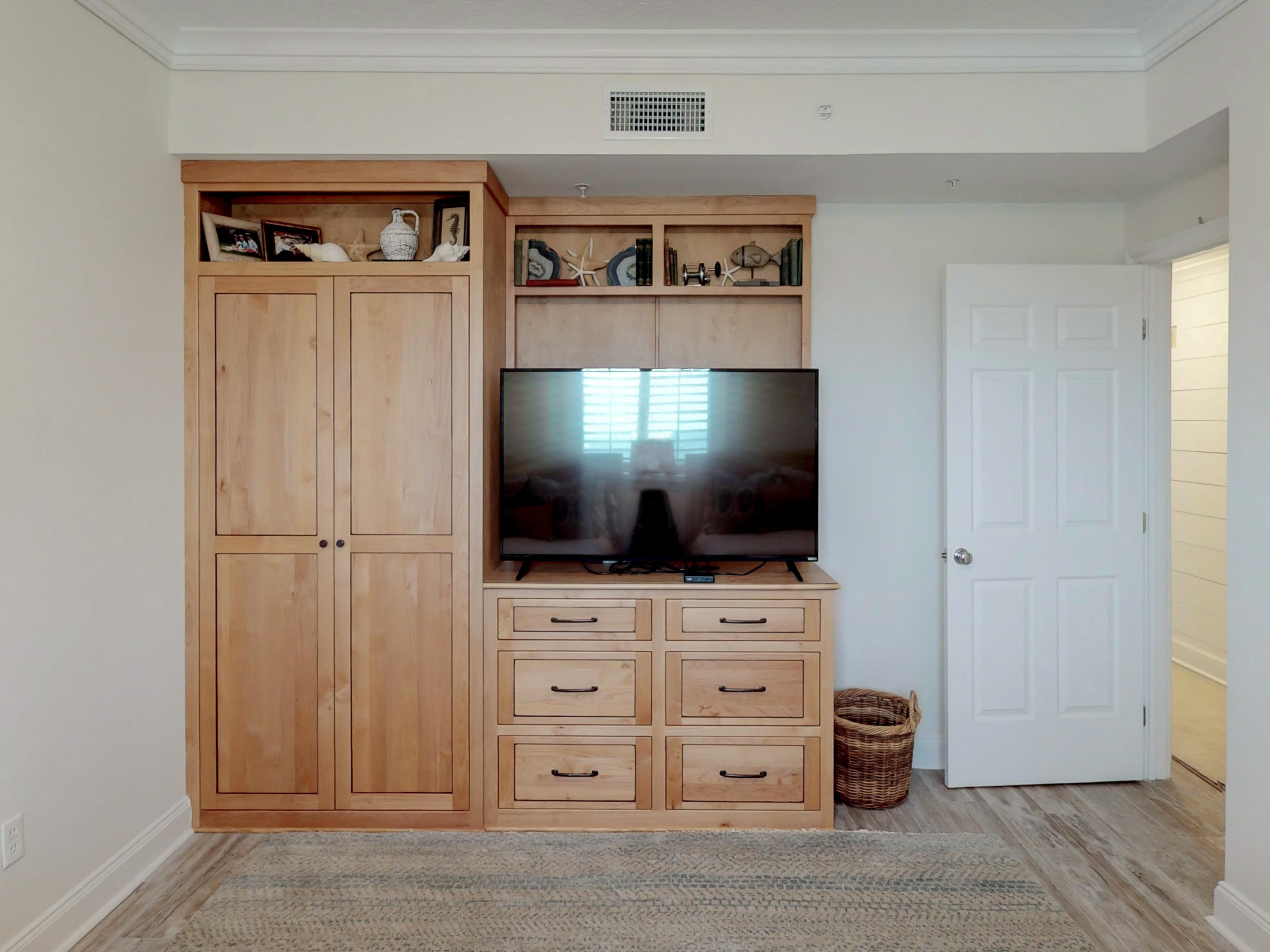 SOUTHWINDS III AT SANDESTIN - Residential