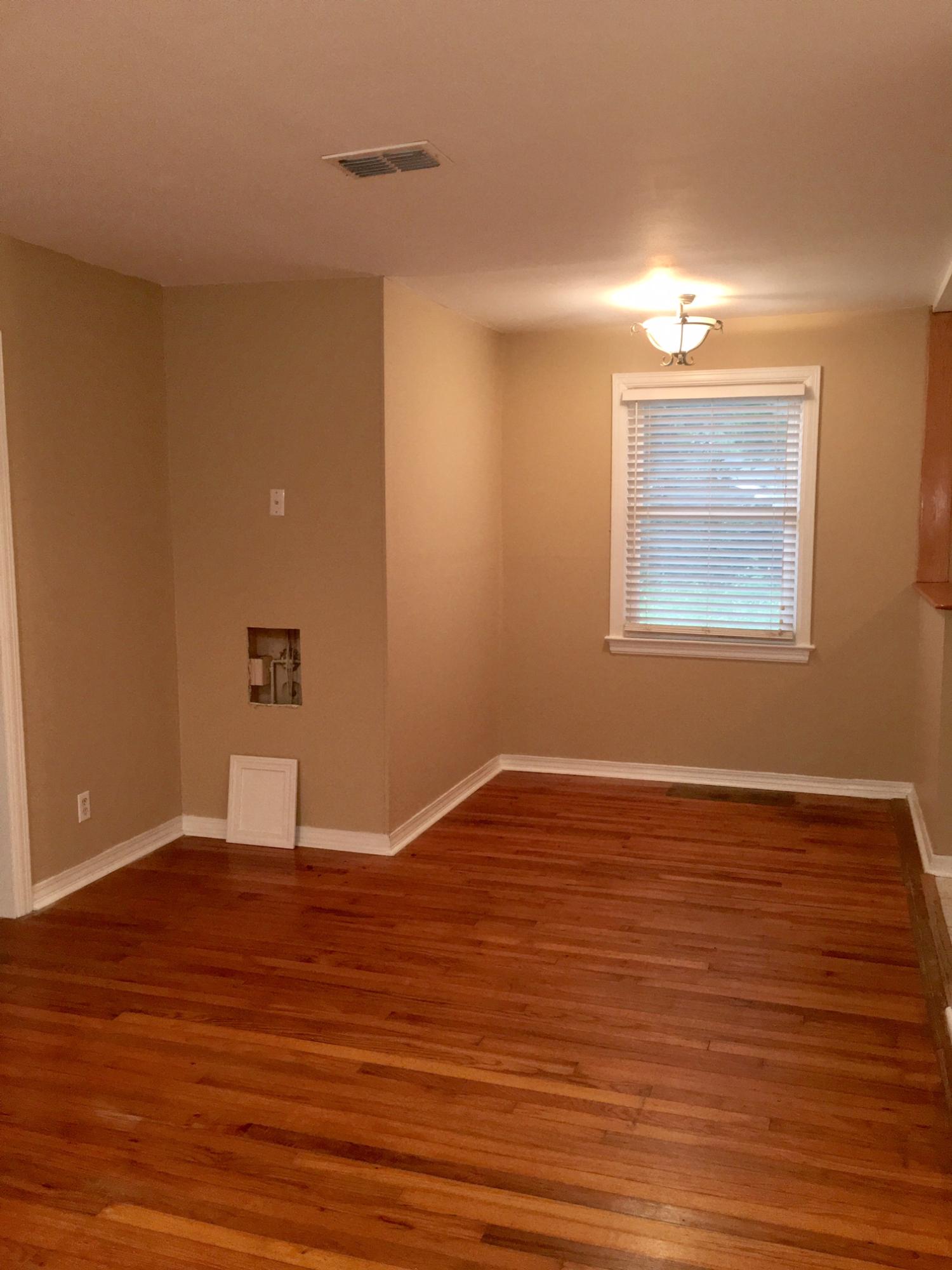 EDGEWATER - Residential