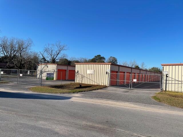 SALE OF PROPERTY WAS AN OFF-MARKET SALE CONSISTING OF FOUR SEPARATE PARCELS TOTALING 2.52 ACRES WITH 22,000 SQFT OF IMPROVED WAREHOUSE SPACE. PARCEL I.D.'S CONSIST OF THE FOLLOWING PARCESL: 1116 FERDON BLVD N; 04-3N-23-1840-0004-0240, 1110 FERDON BLVD N:04-3N-23-1840-0004-0060, 398 GARDEN ST.; 04-3N-23-1841-0005-00A0, AND 396 GARDEN ST; 4-3N-23-1841-0005-00B0.