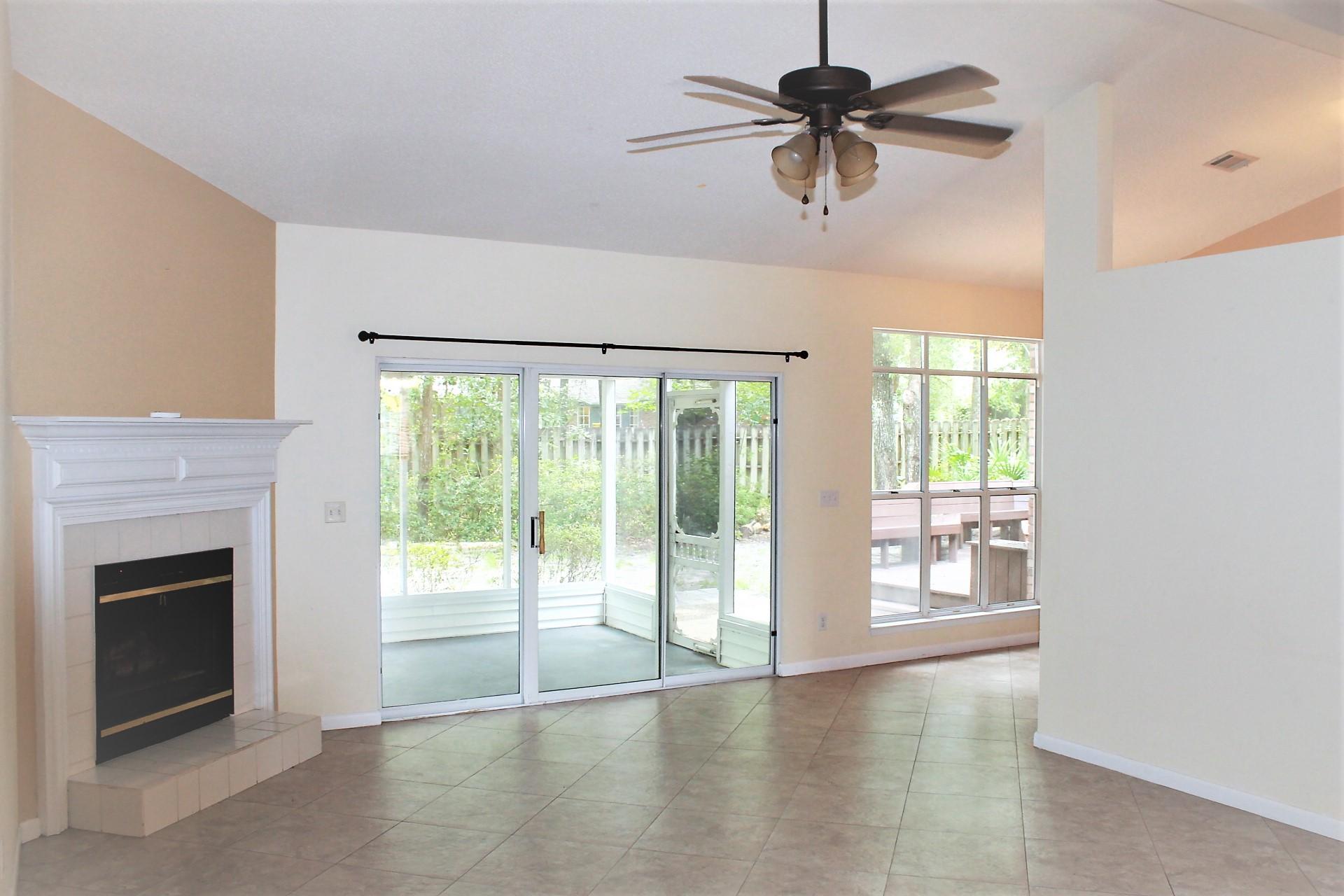 PARKWOOD ESTATES PH 1 BLUEWATER BAY - Residential