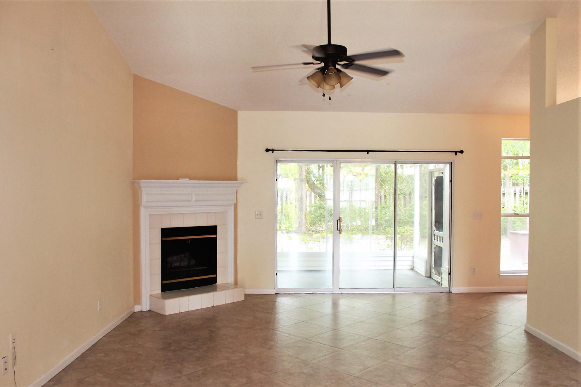 PARKWOOD ESTATES PH 1 BLUEWATER BAY - Residential