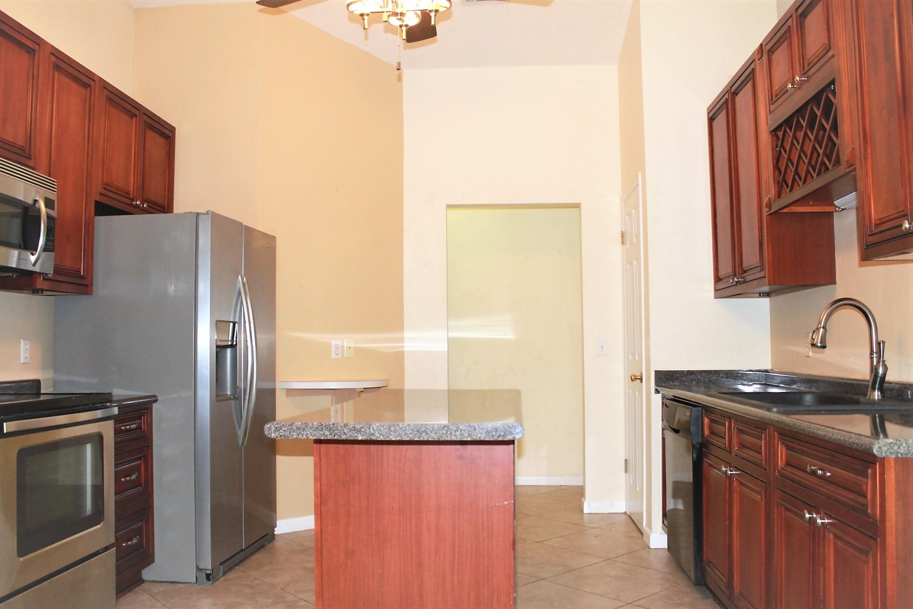 PARKWOOD ESTATES PH 1 BLUEWATER BAY - Residential