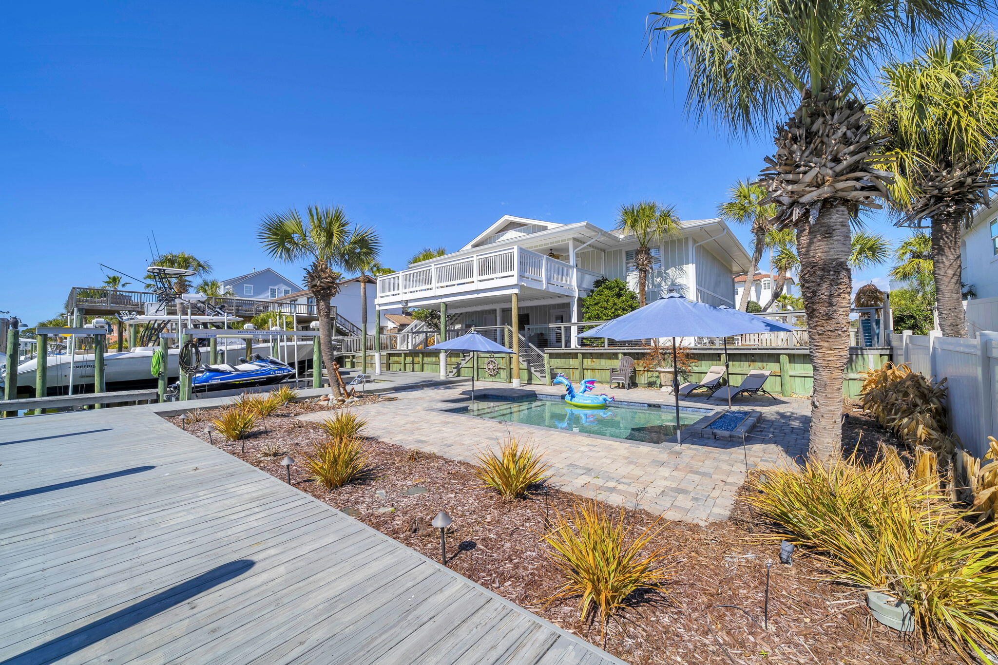 HOLIDAY ISLE - Residential