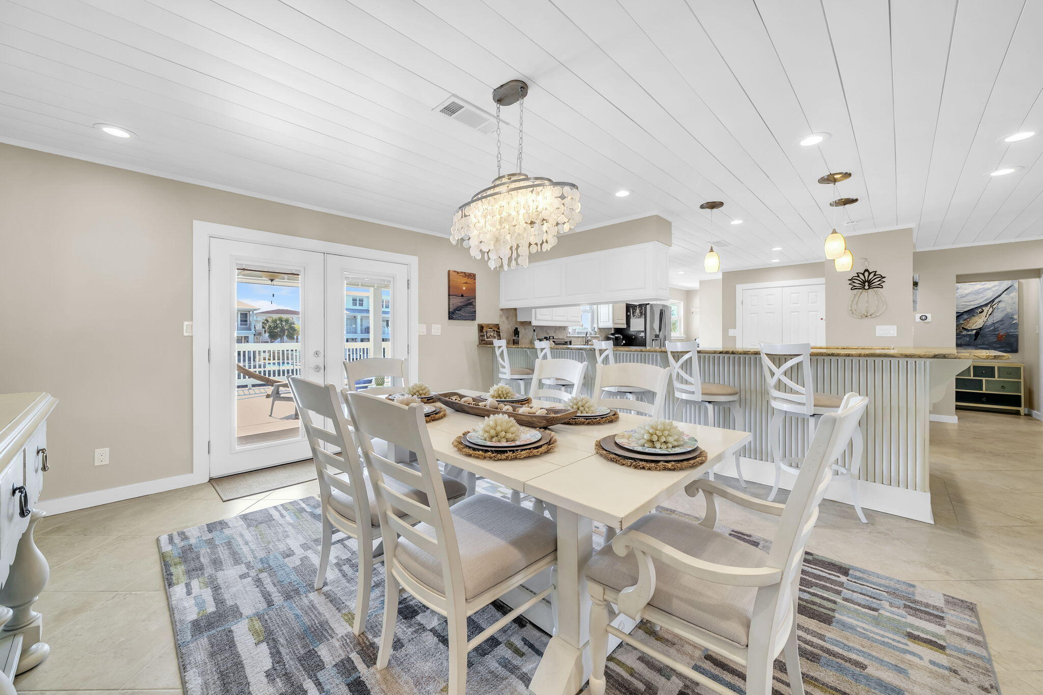 HOLIDAY ISLE - Residential