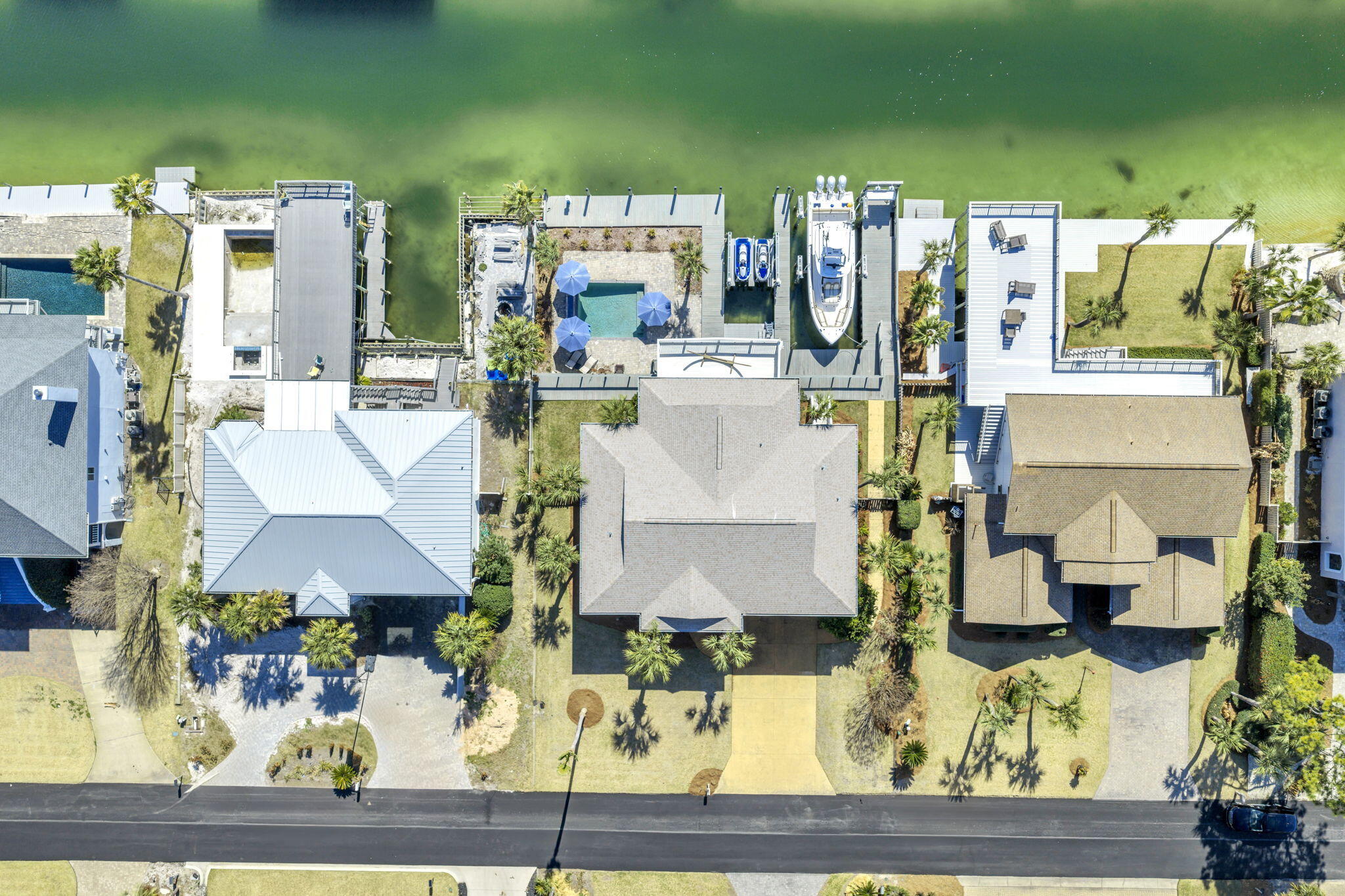 HOLIDAY ISLE - Residential