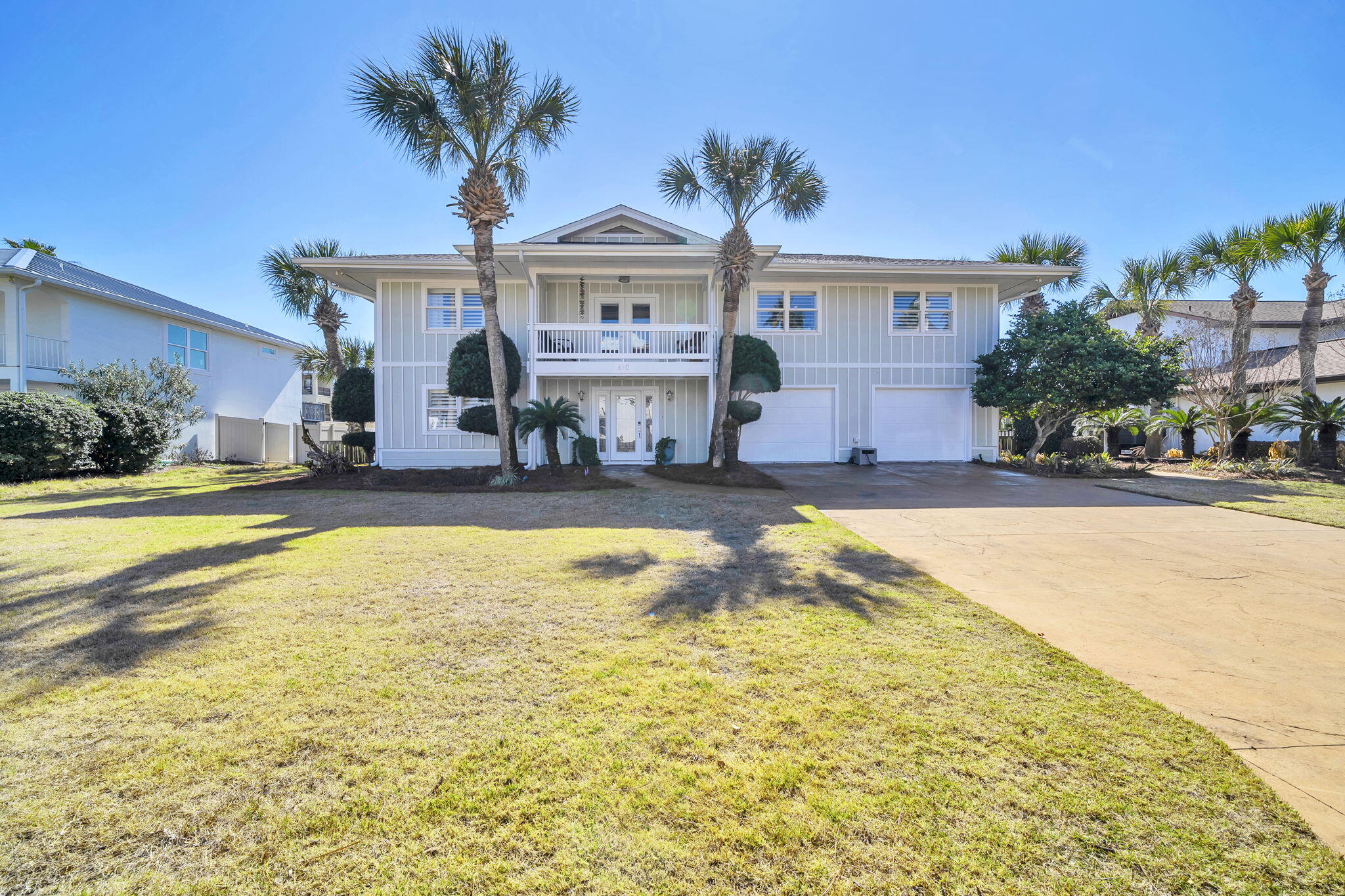 HOLIDAY ISLE - Residential