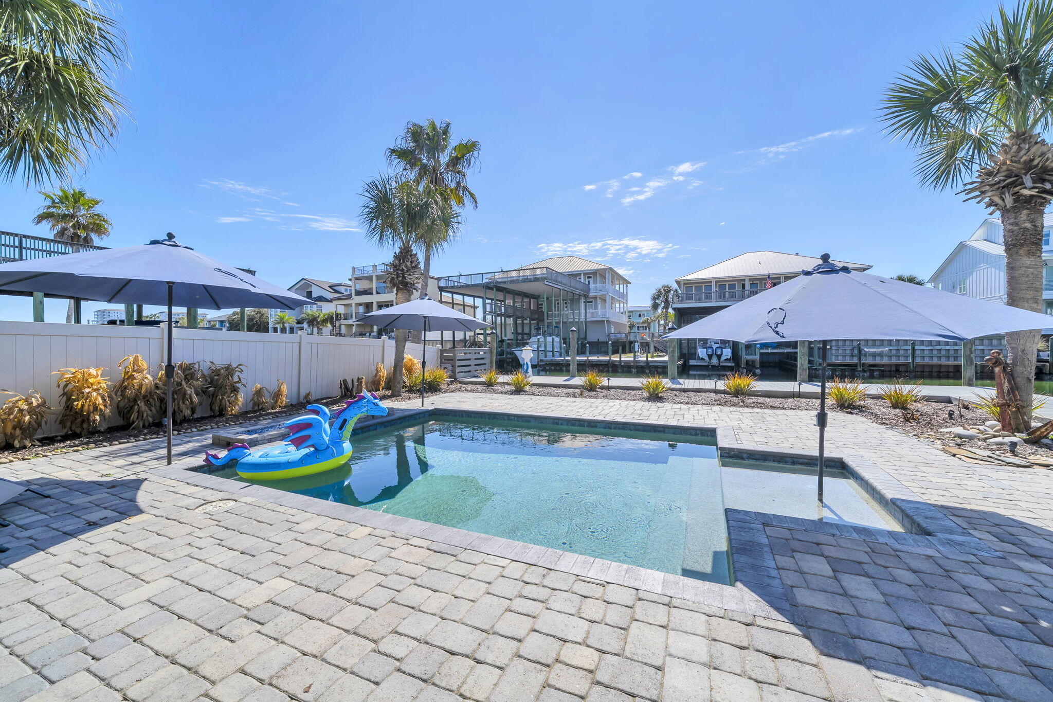 HOLIDAY ISLE - Residential