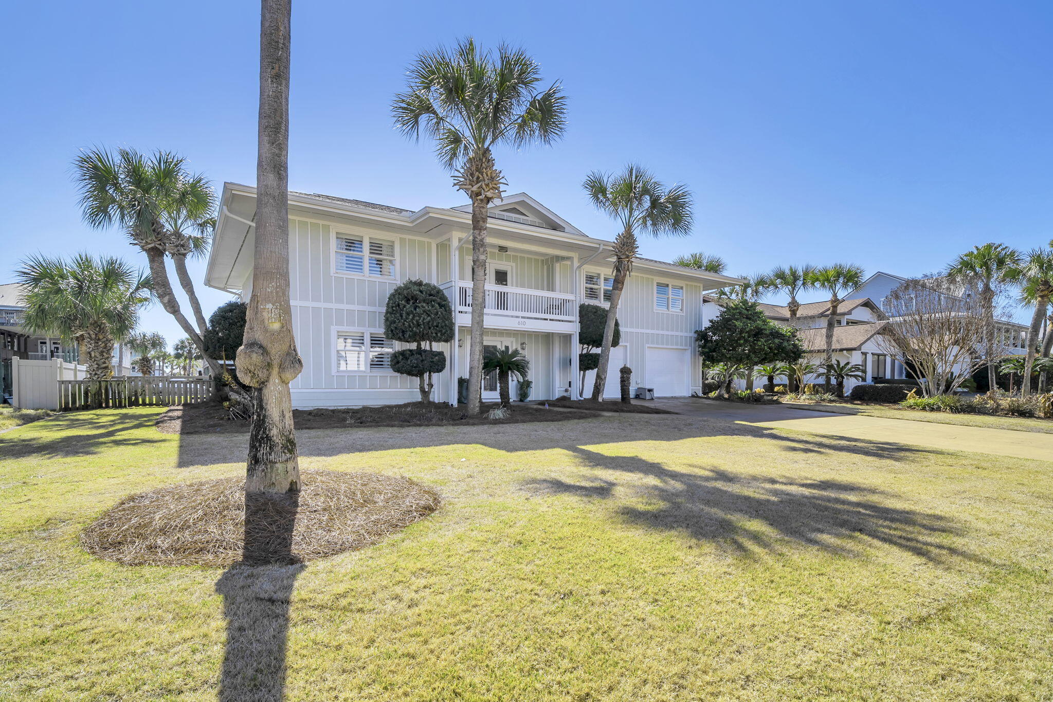 HOLIDAY ISLE - Residential