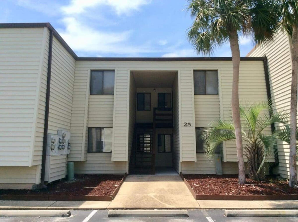 Prime location just 5 miles from Hurlburt Field AFB and downtown Fort Walton Beach! This remodeled first-floor unit in Fountainhead Condominiums offers a spacious living area, open kitchen with stainless steel appliances, and tile flooring throughout. Enjoy a private patio overlooking lush green space. Community amenities include a pool, tennis courts, and boat slips (first-come, first-served) with direct access to the Santa Rosa Sound. Sold fully furnished and currently rented on Airbnb, this is a turnkey investment or perfect coastal retreat.