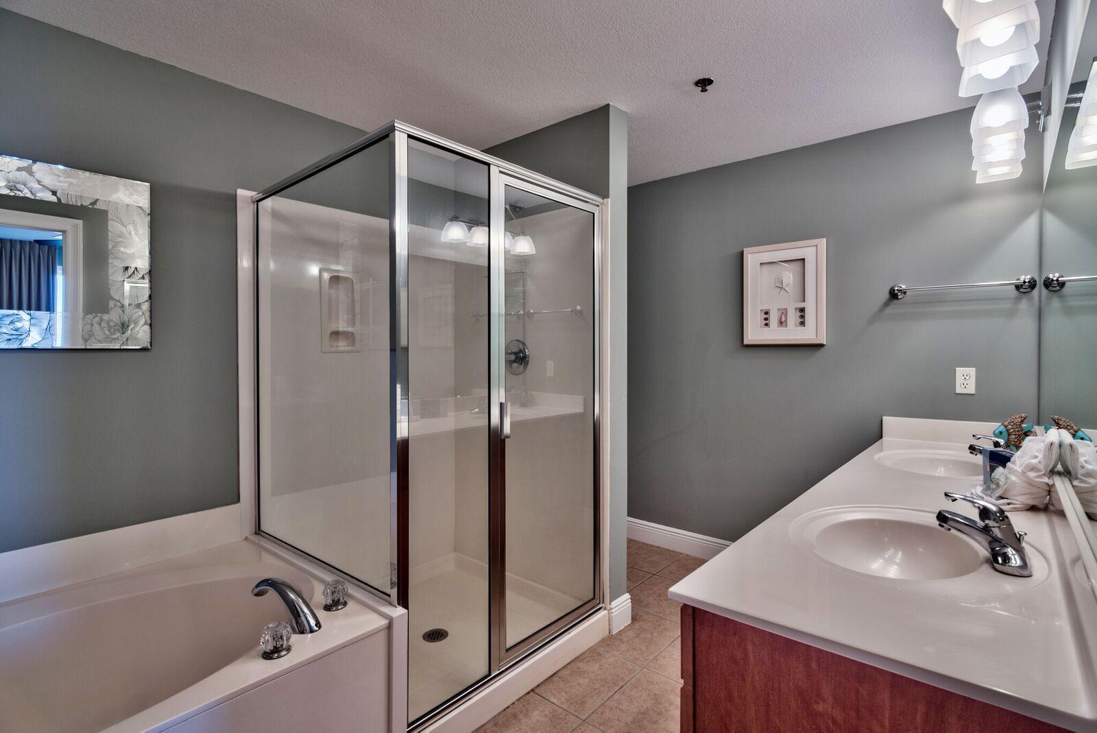 ARIEL DUNES II - Residential