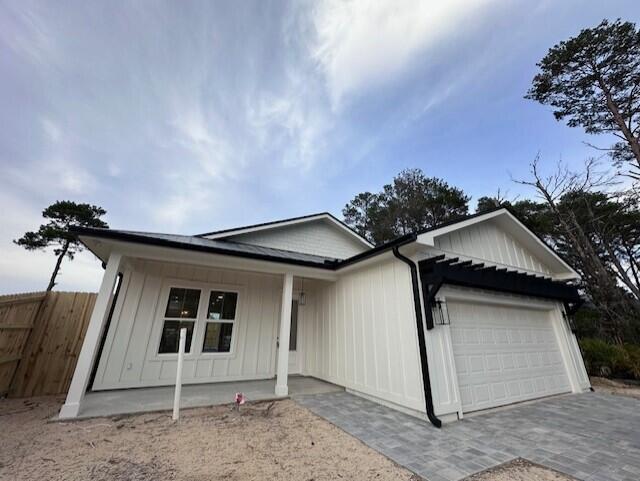 RIVIERA BEACH 1ST ADDN - Residential