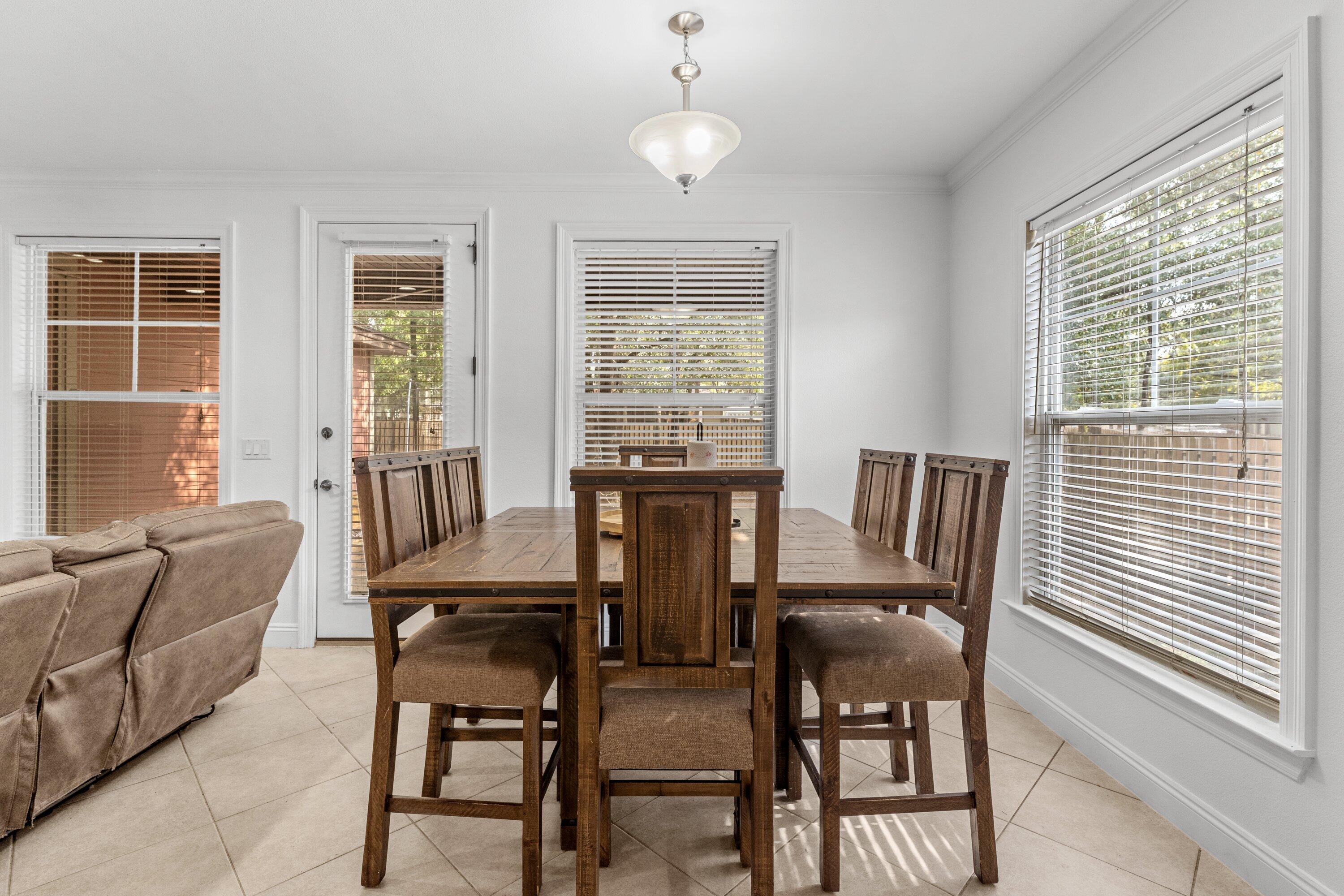 CANOPIES OF FREEPORT - Residential