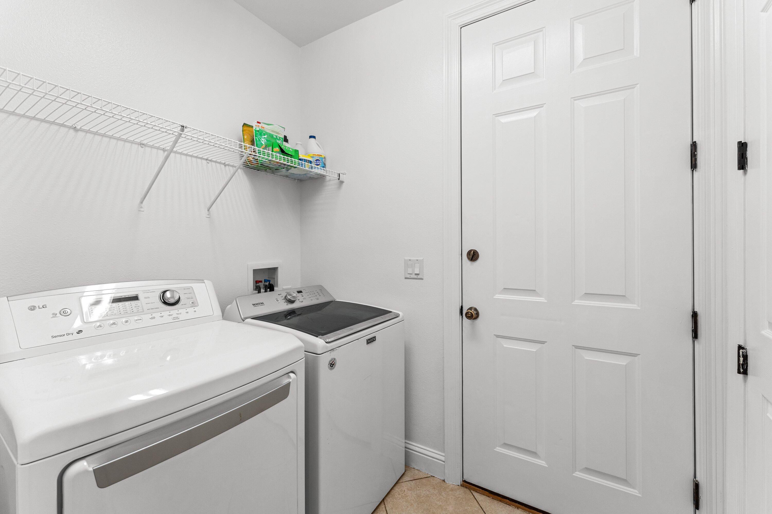 CANOPIES OF FREEPORT - Residential