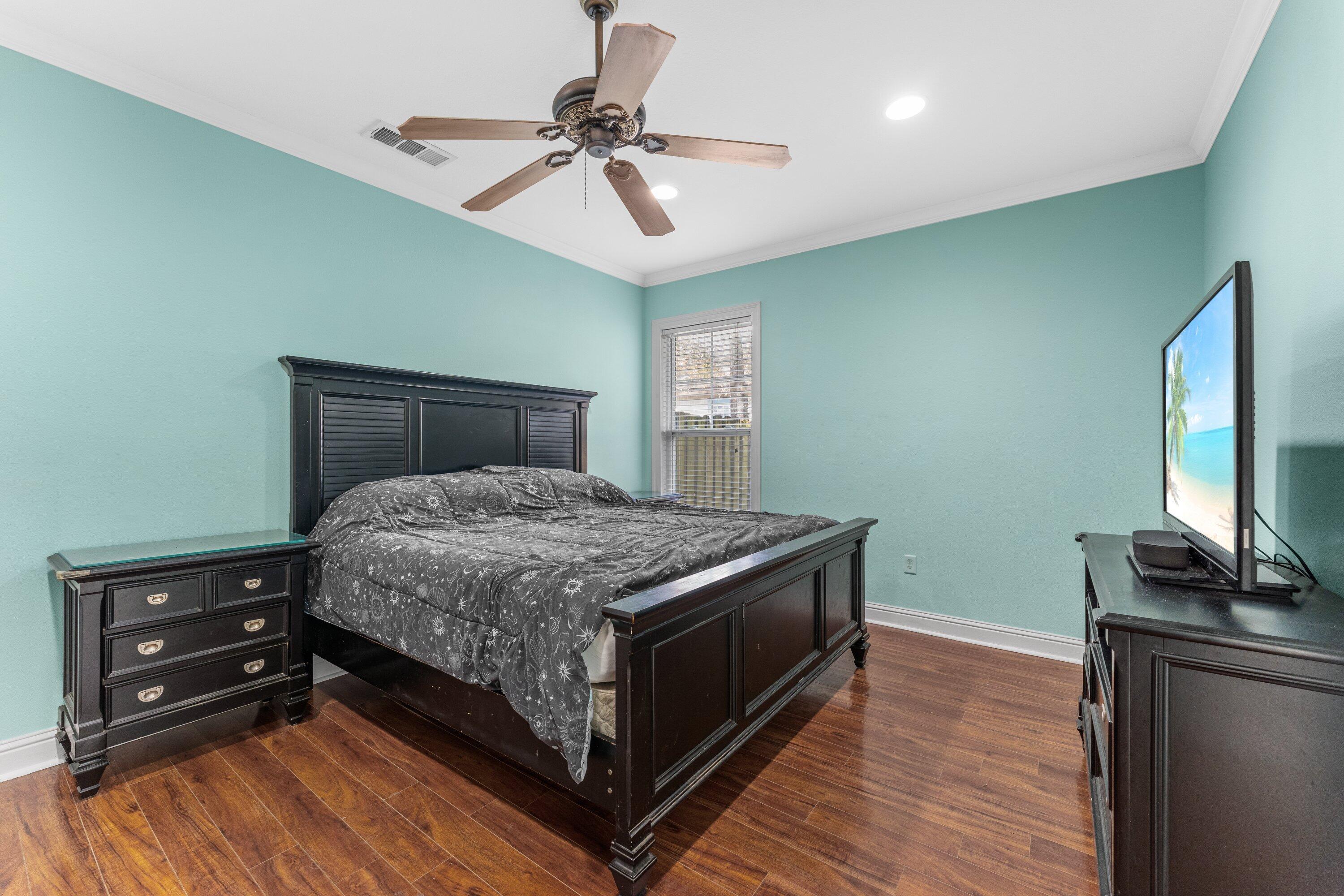 CANOPIES OF FREEPORT - Residential