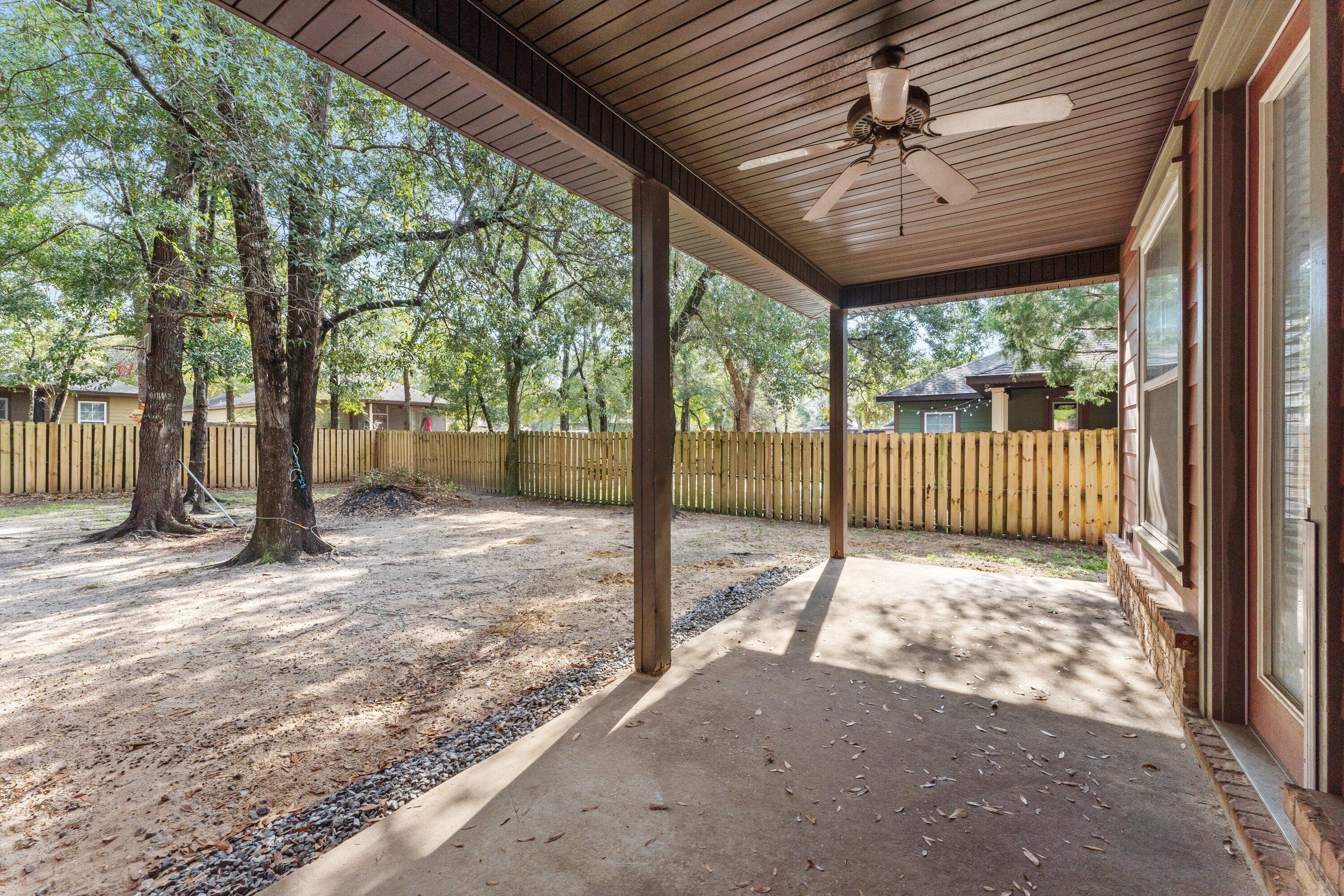 CANOPIES OF FREEPORT - Residential