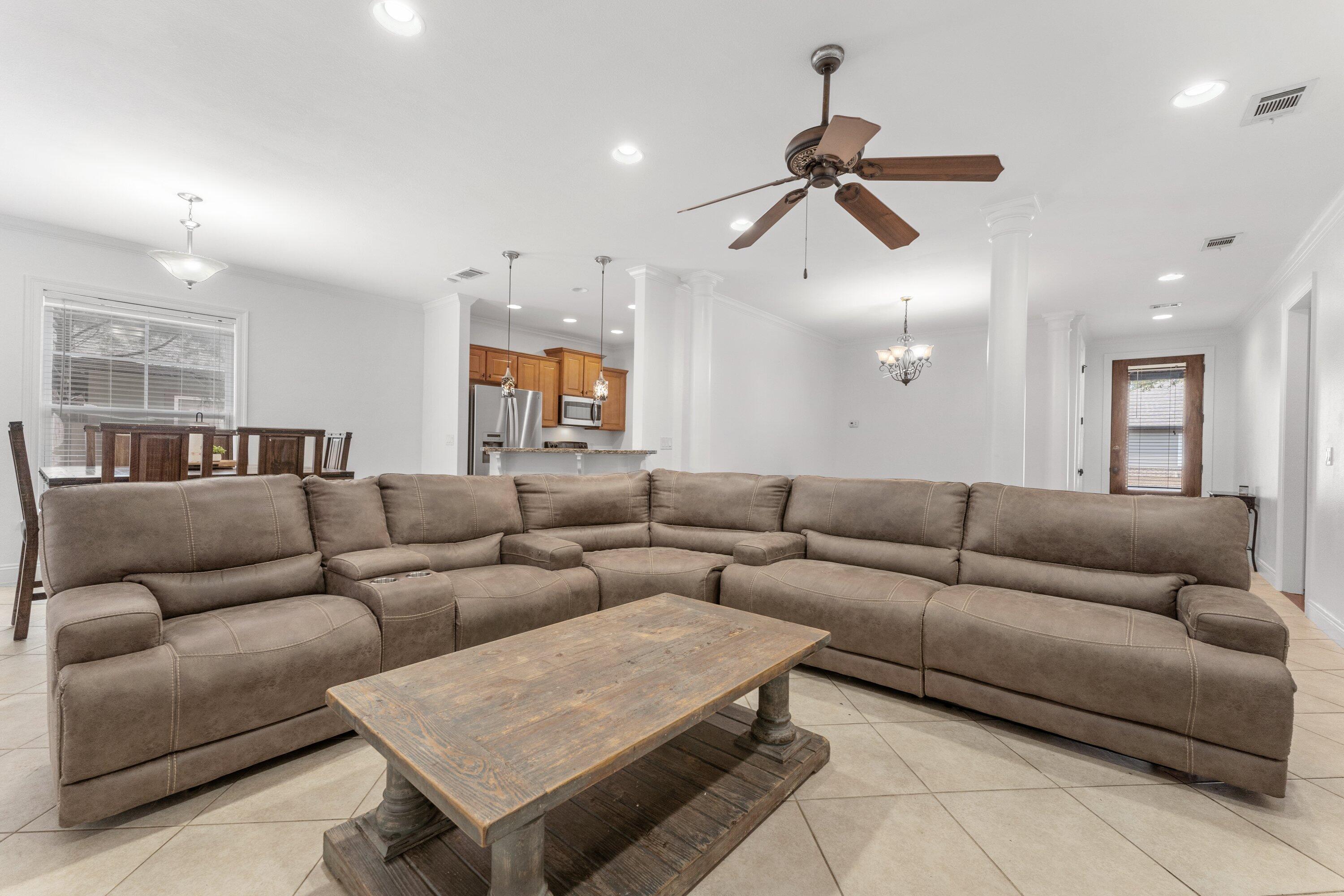 CANOPIES OF FREEPORT - Residential