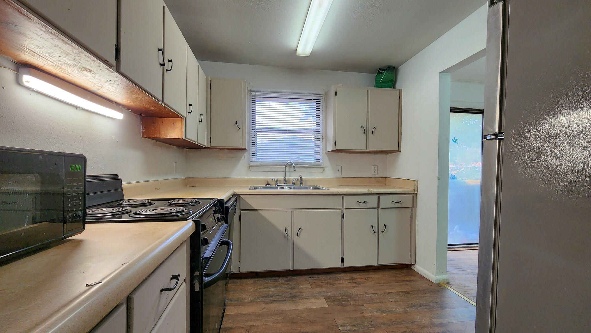 GARNIERS BEACH 6TH - Residential