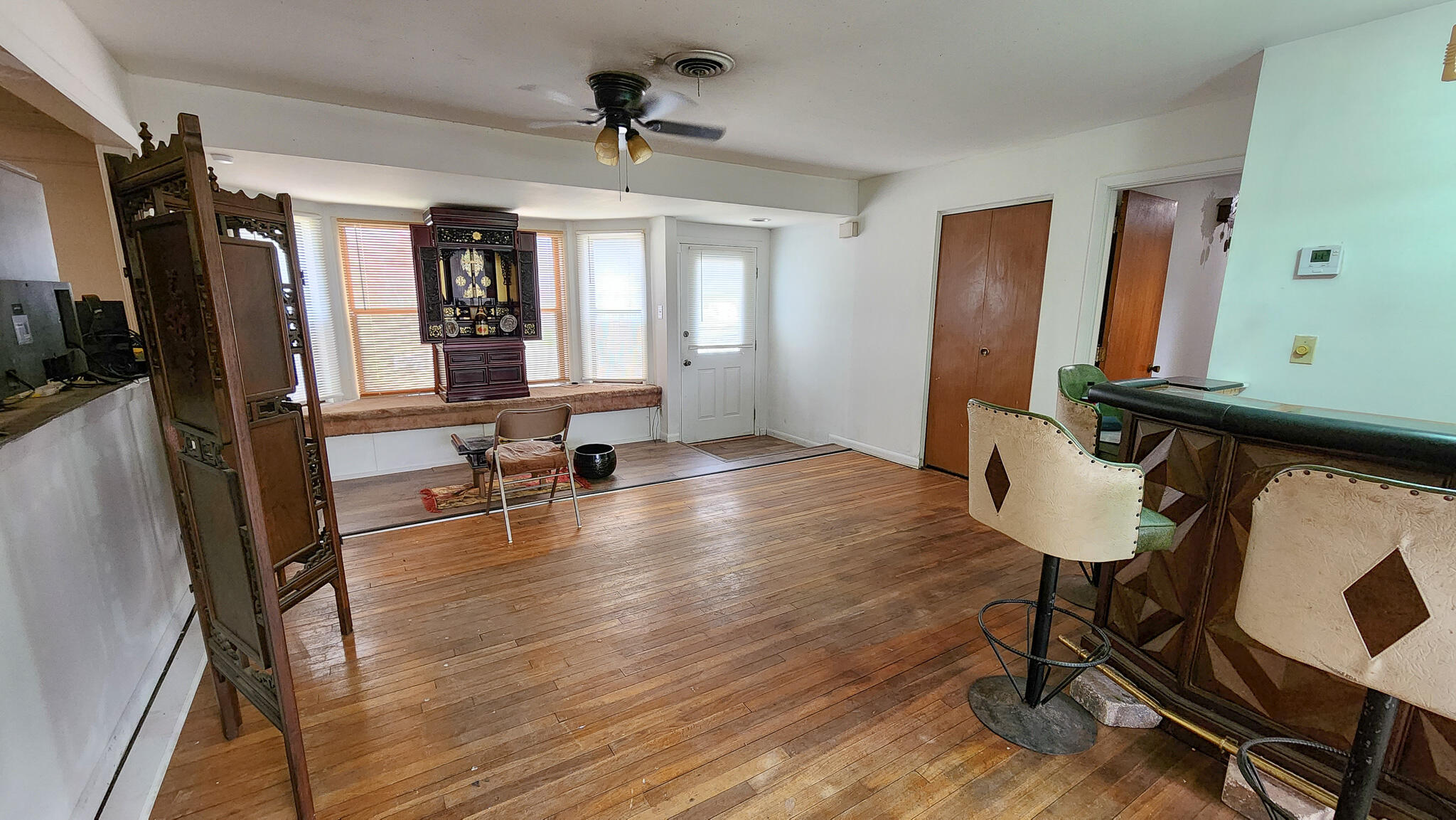 GARNIERS BEACH 6TH - Residential