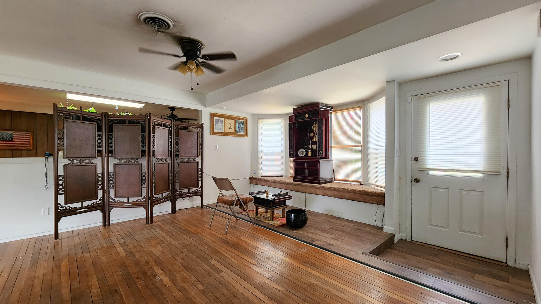 GARNIERS BEACH 6TH - Residential