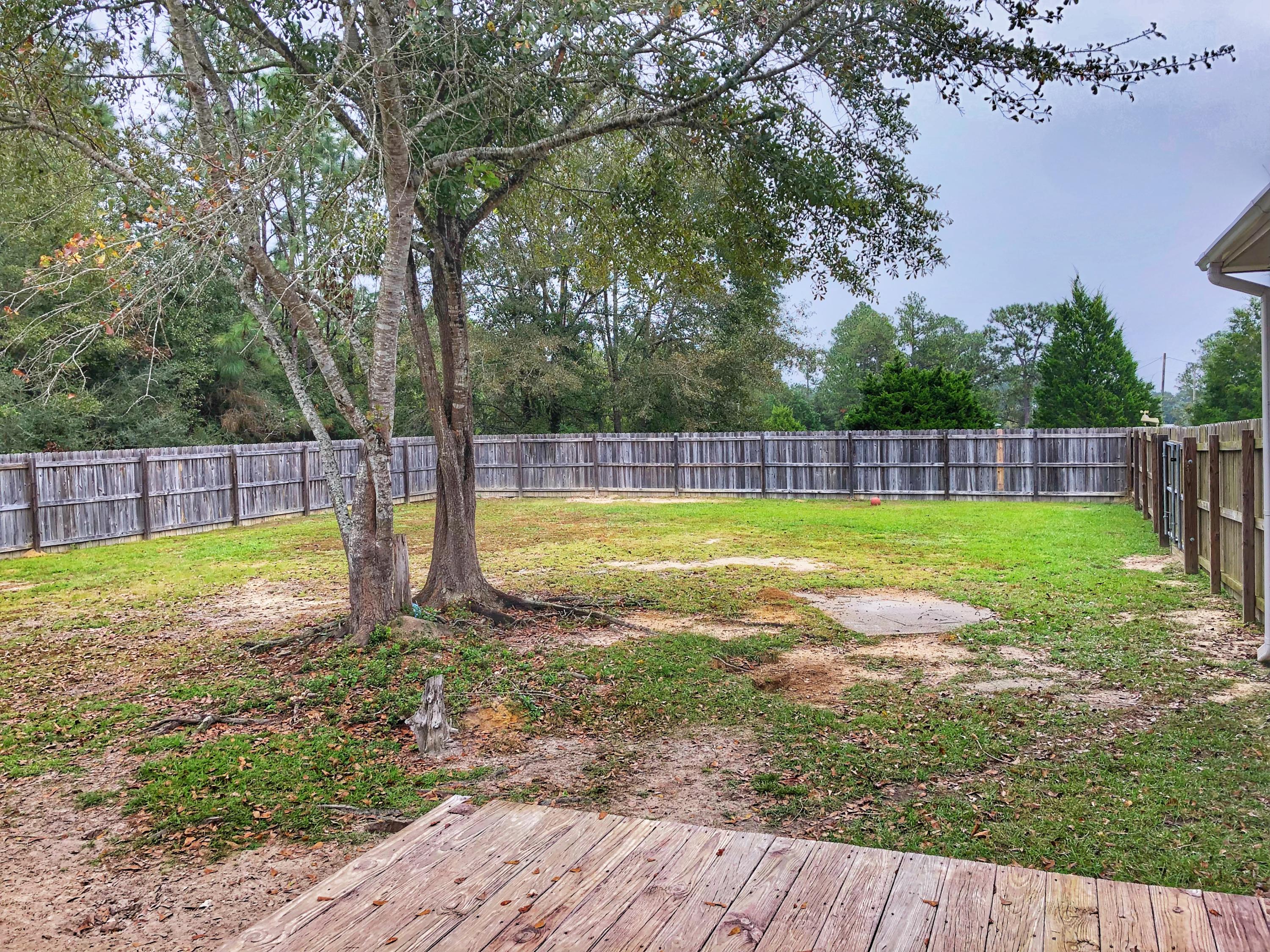 TEN LAKE ESTATES UNIT 1 - Residential