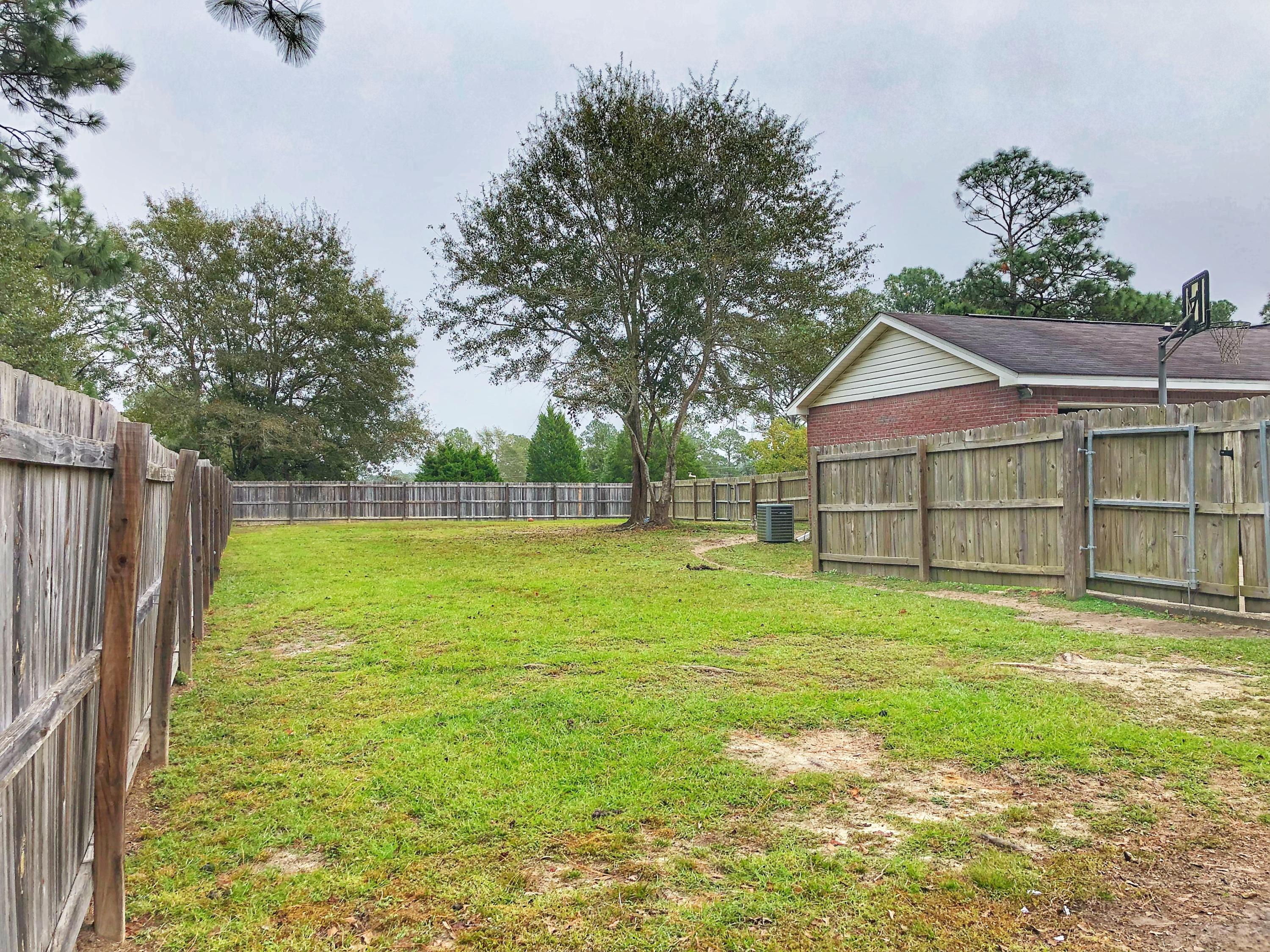 TEN LAKE ESTATES UNIT 1 - Residential