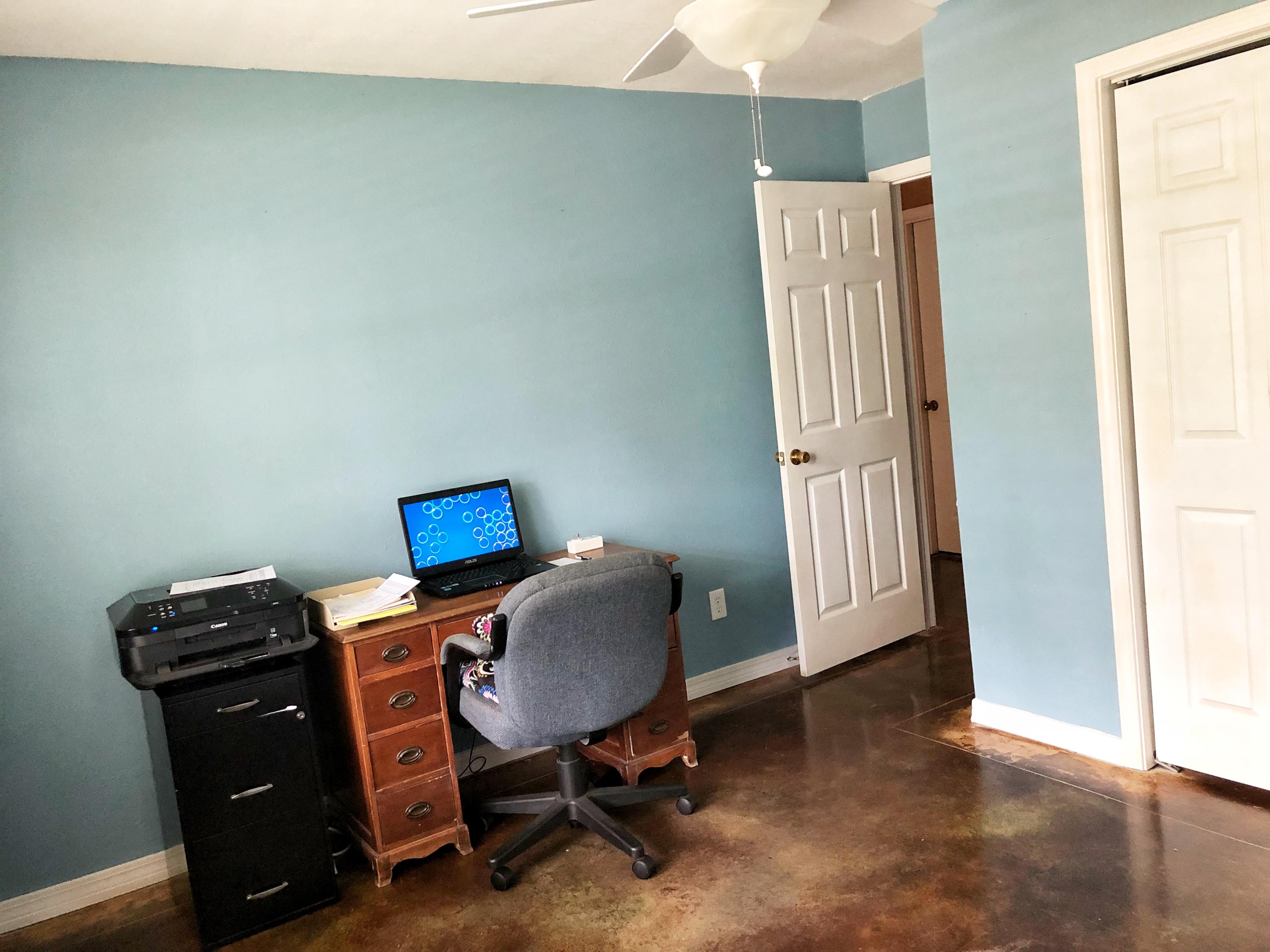 TEN LAKE ESTATES UNIT 1 - Residential