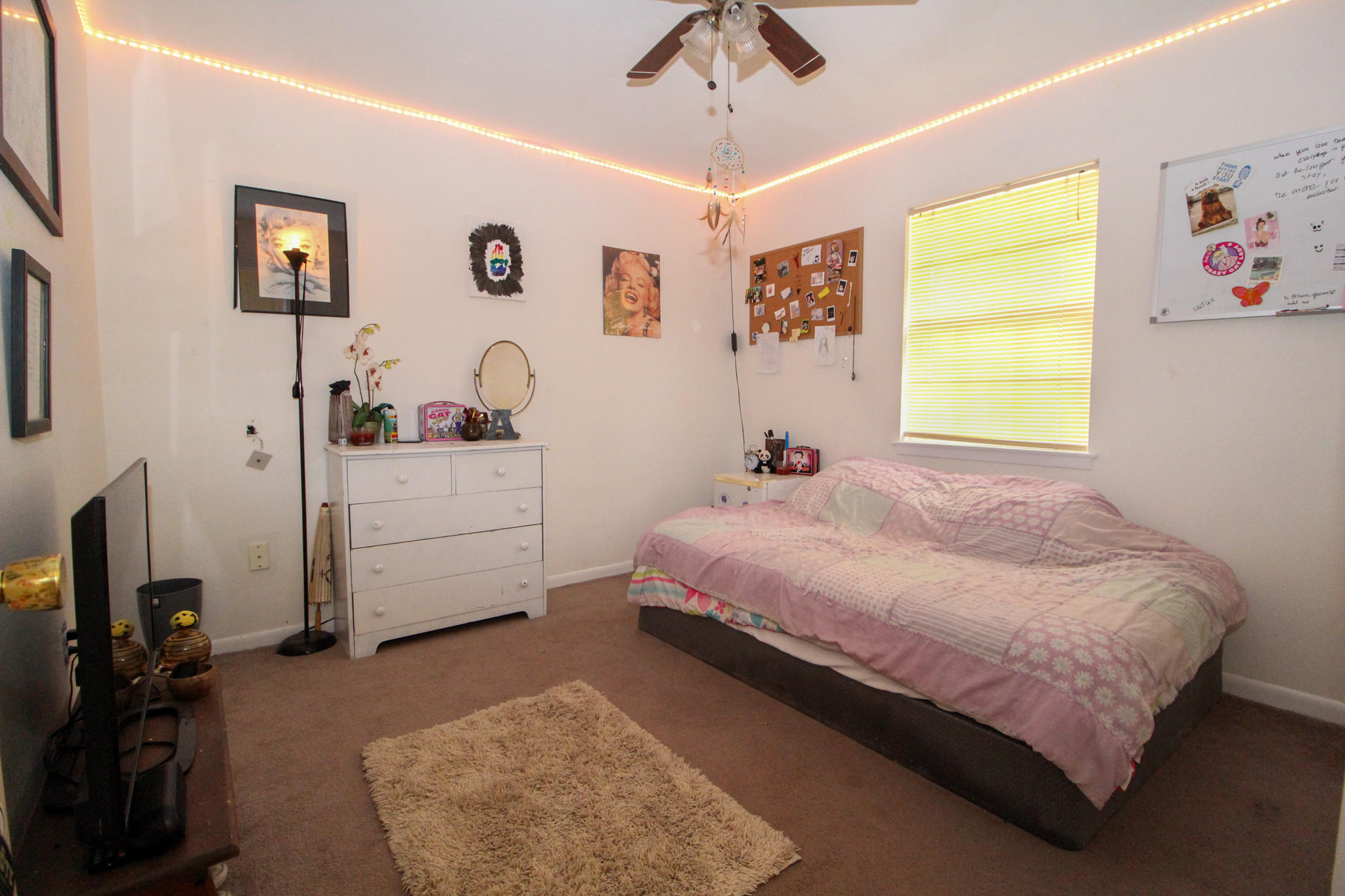 SHERRY WOODS - Residential