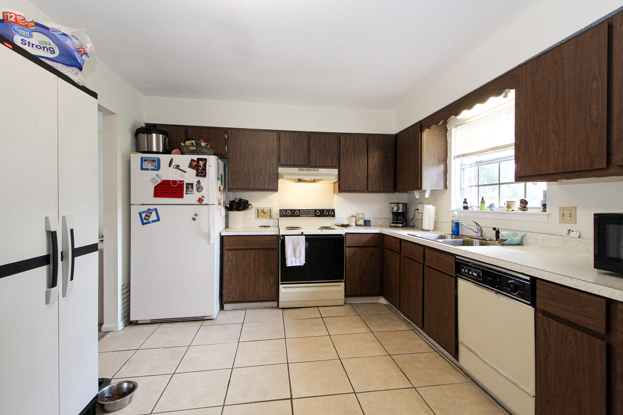 SHERRY WOODS - Residential