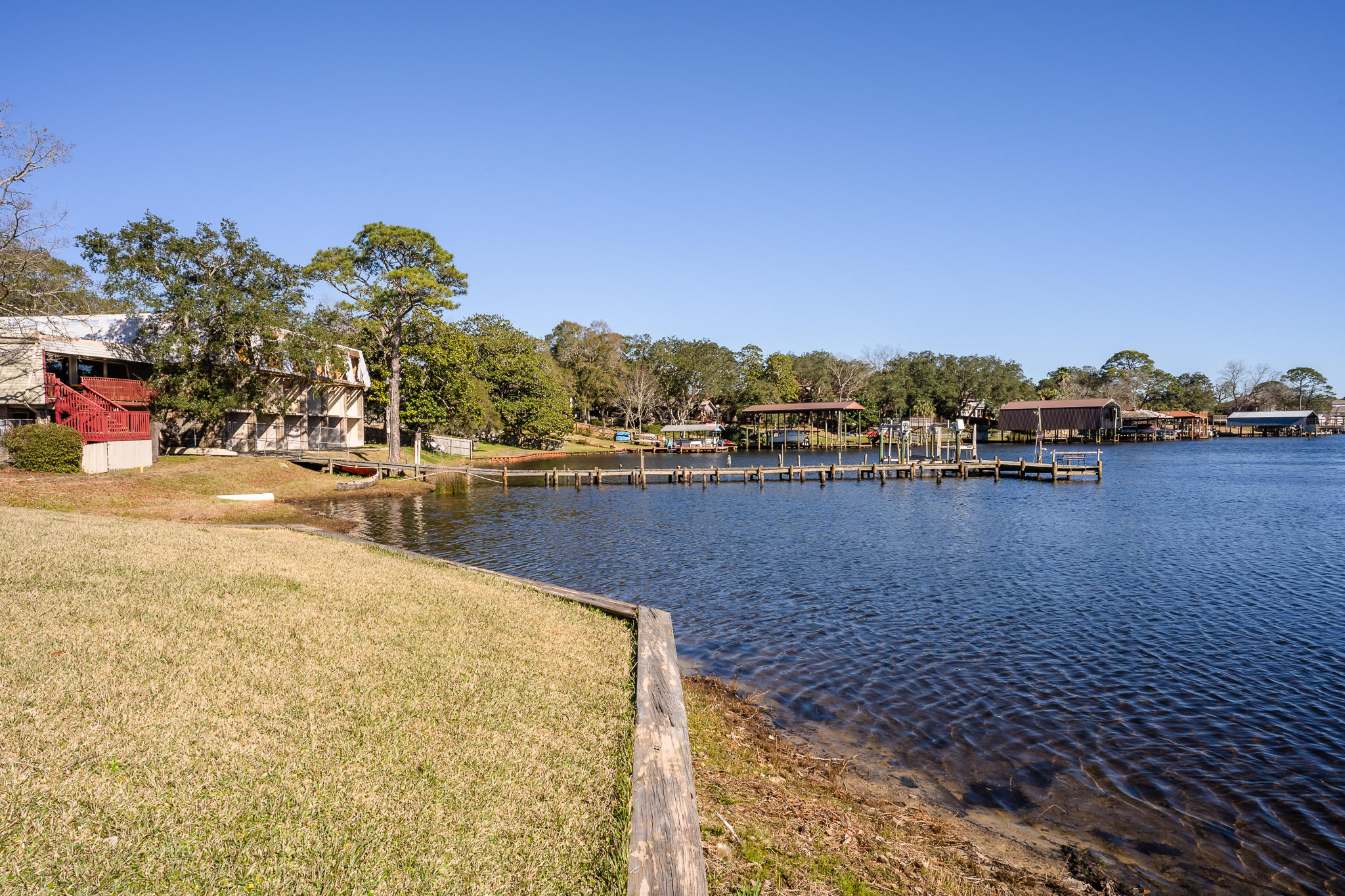 PIER ONE CONDO - Residential