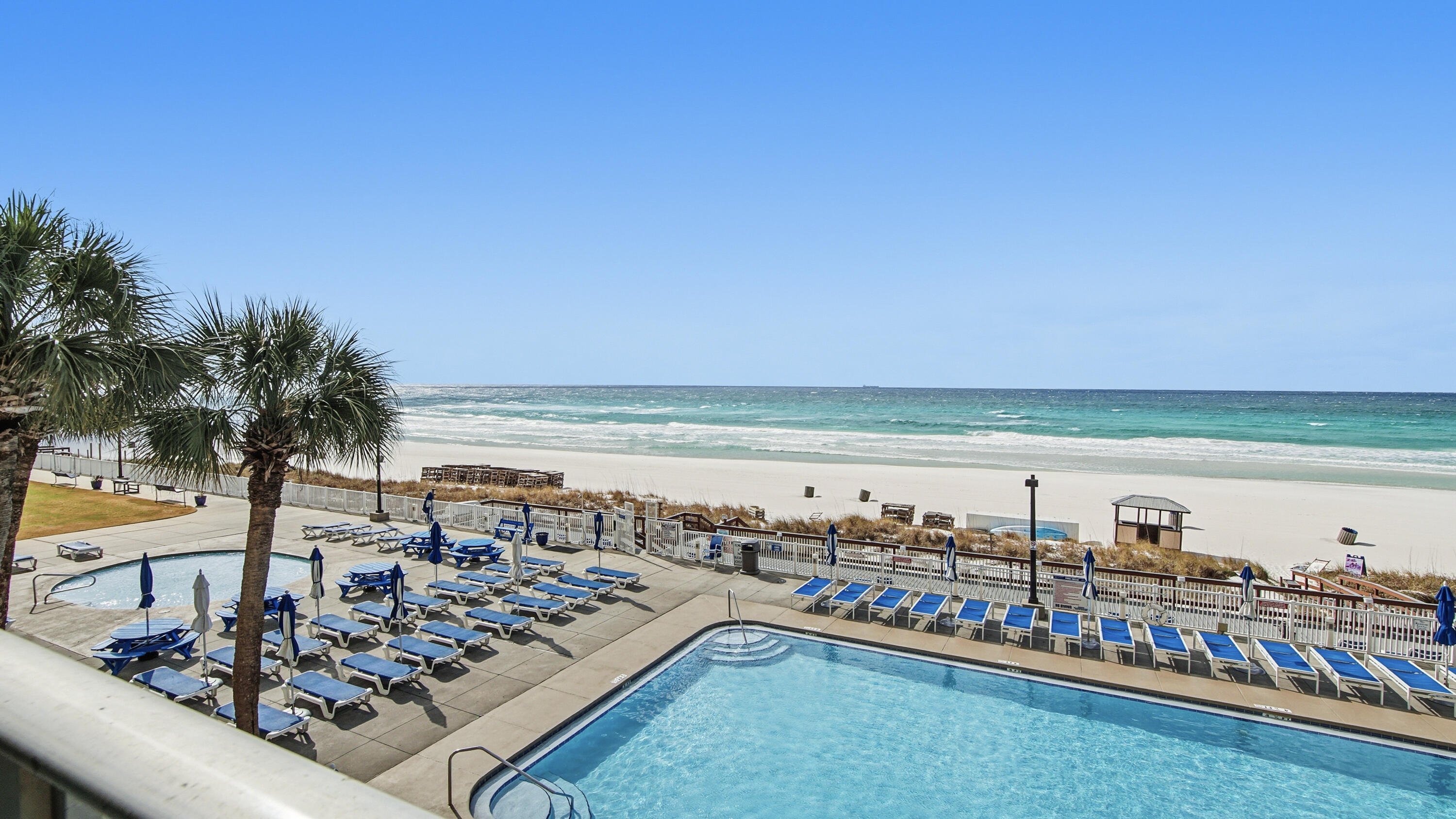 REGENCY TOWERS - Residential