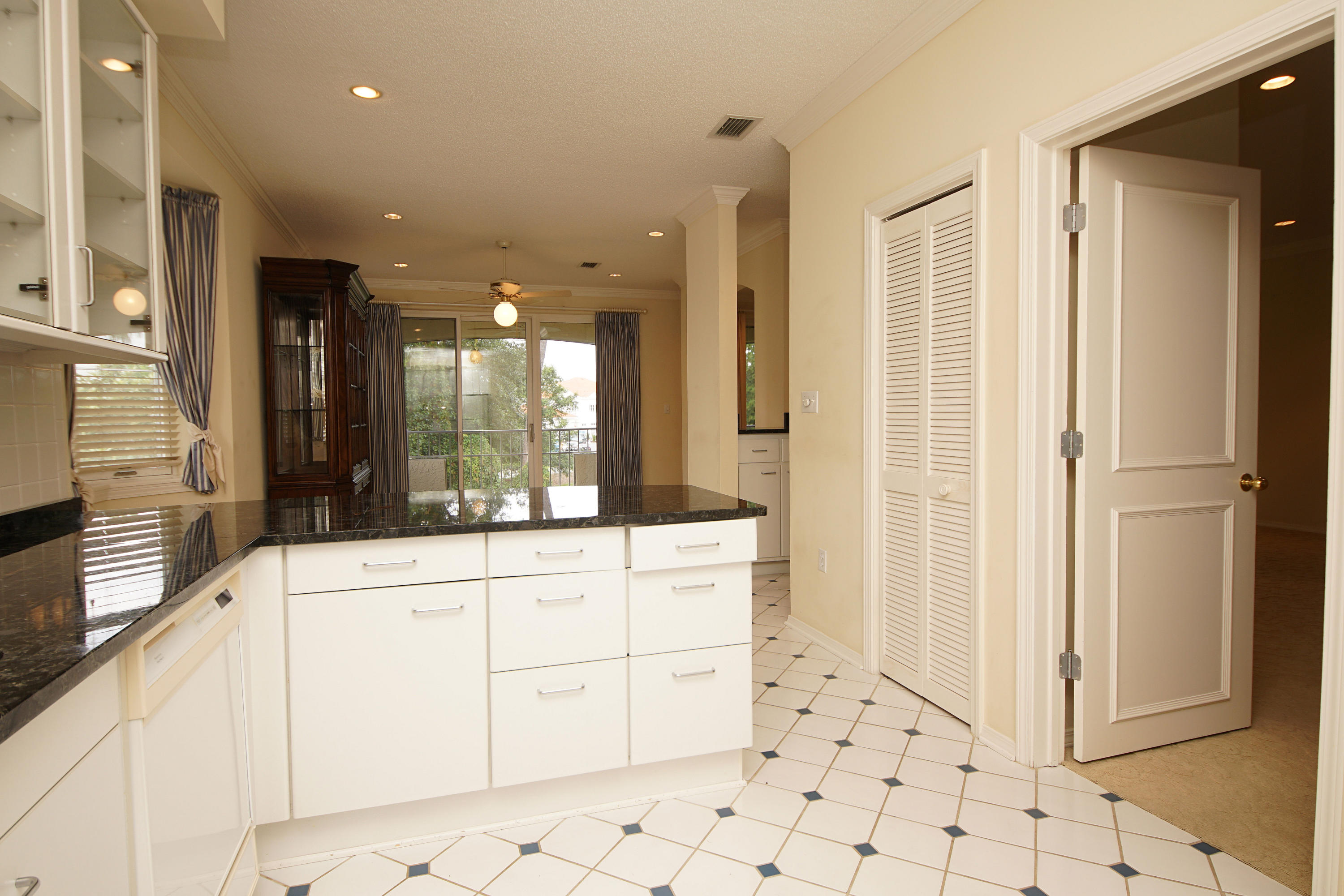 SUNSET BEACH - Residential
